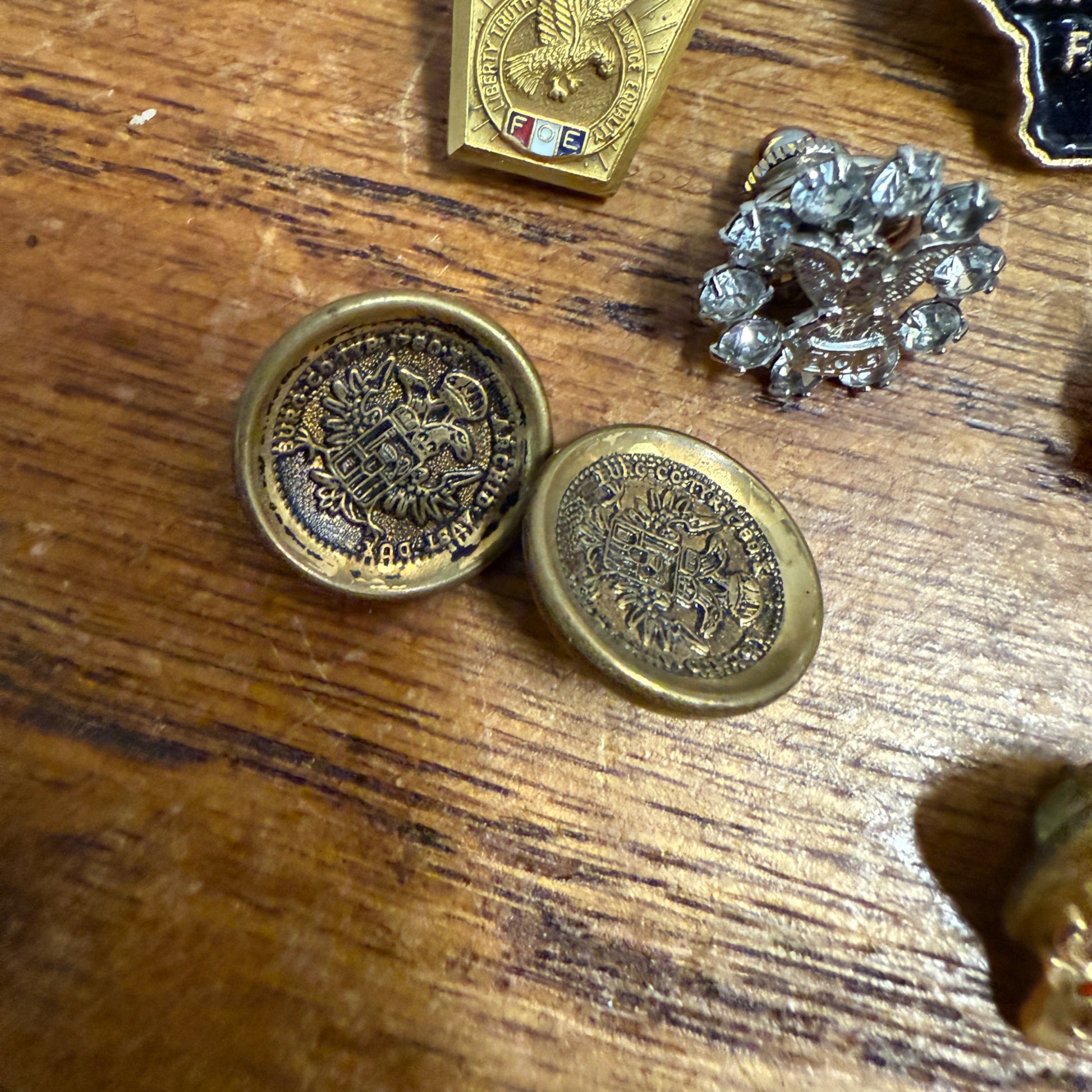 Huge Lot Ladies Auxiliary FOE Fraternal Order Eagles Hat Pins Pinbacks Lapels