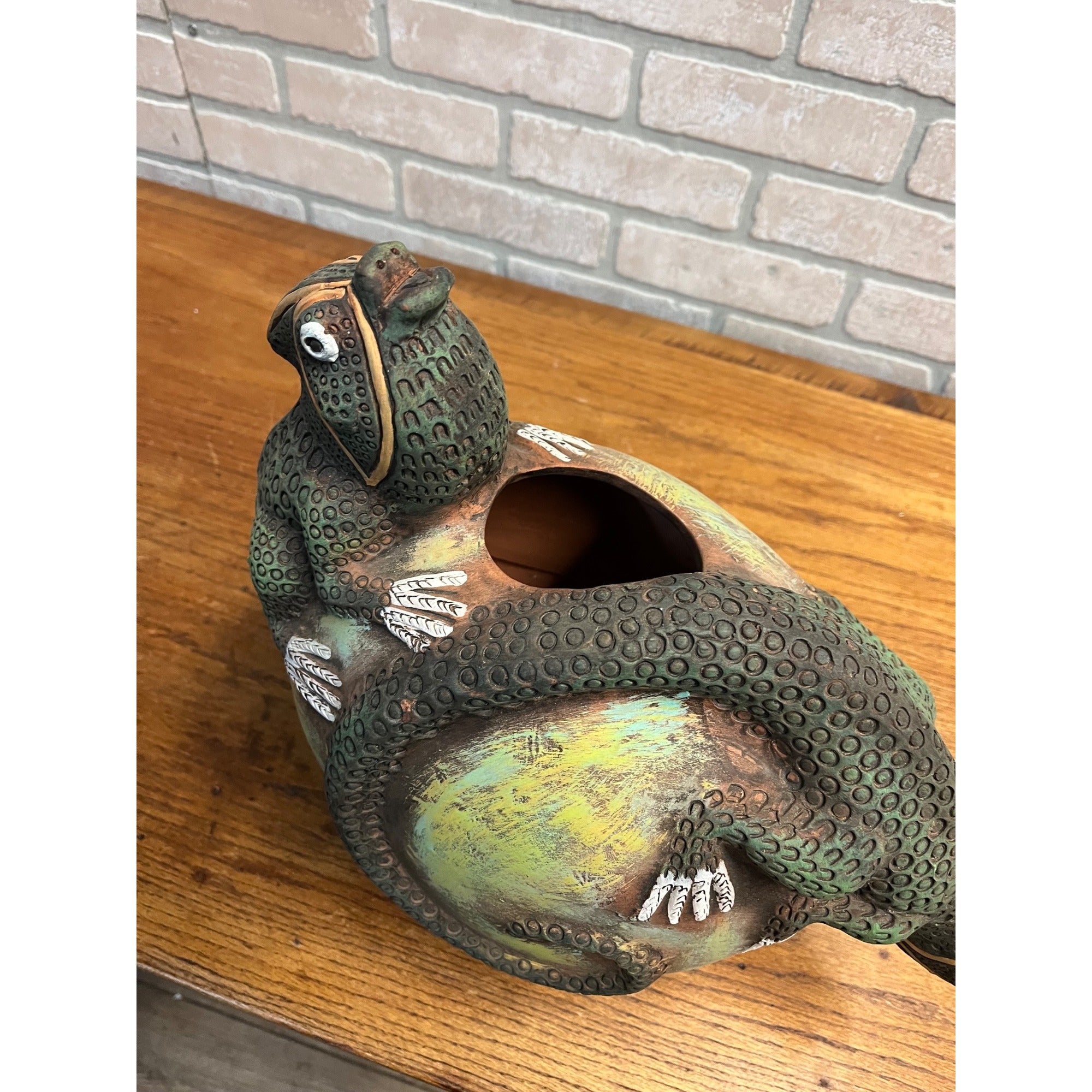RARE Vintage Jorge Wilmot Style Mexican Art Pottery Stoneware Iguana Vase