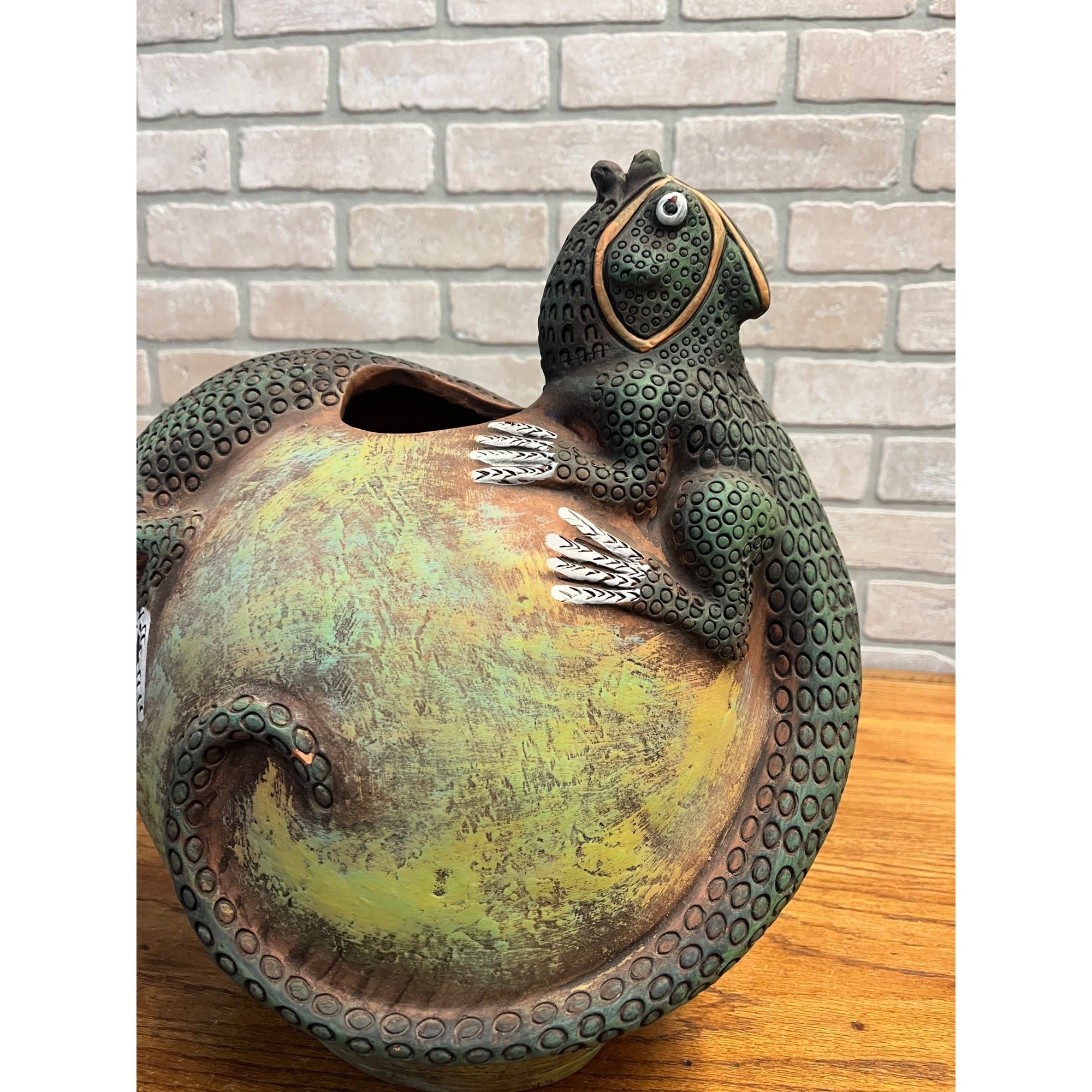 RARE Vintage Jorge Wilmot Style Mexican Art Pottery Stoneware Iguana Vase