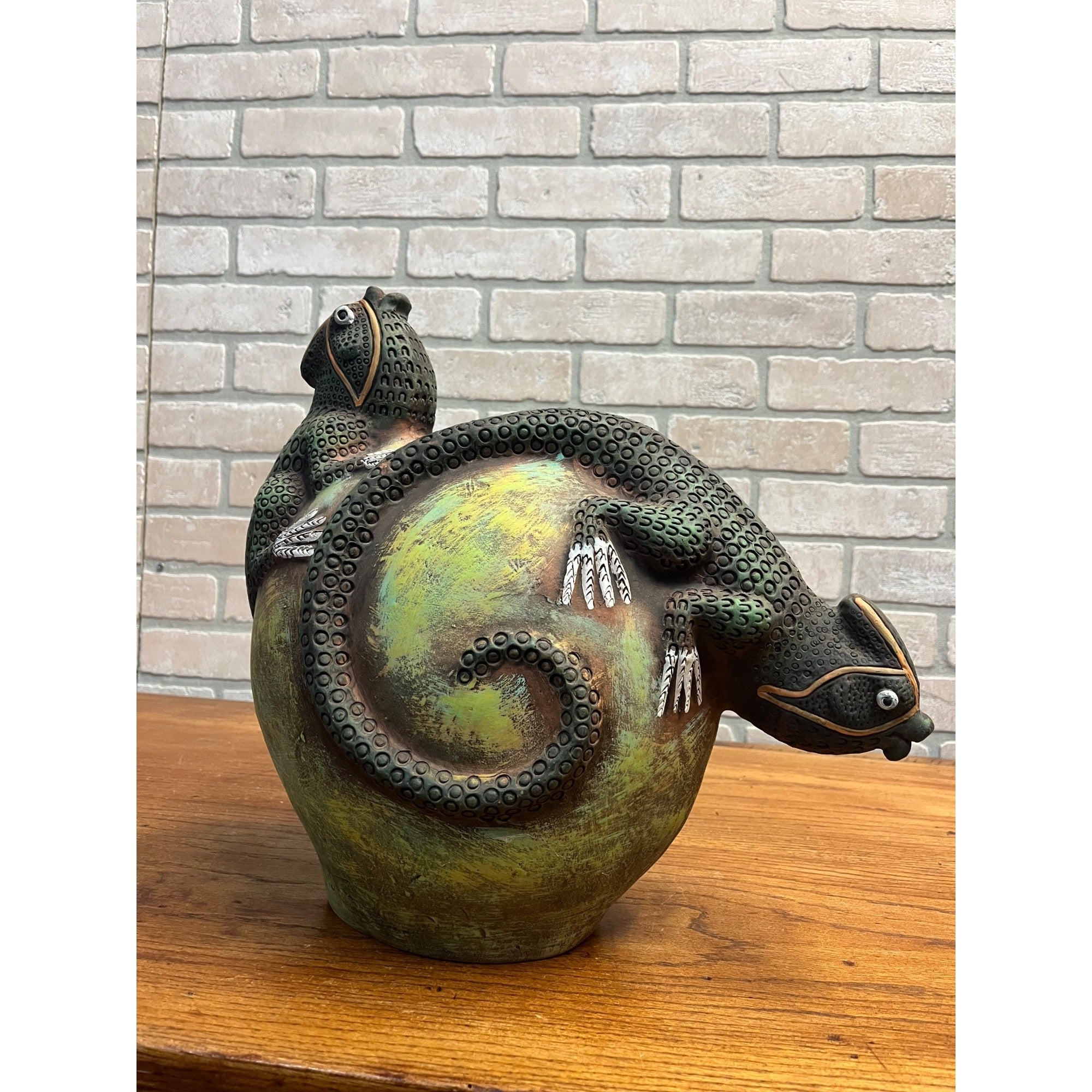 RARE Vintage Jorge Wilmot Style Mexican Art Pottery Stoneware Iguana Vase
