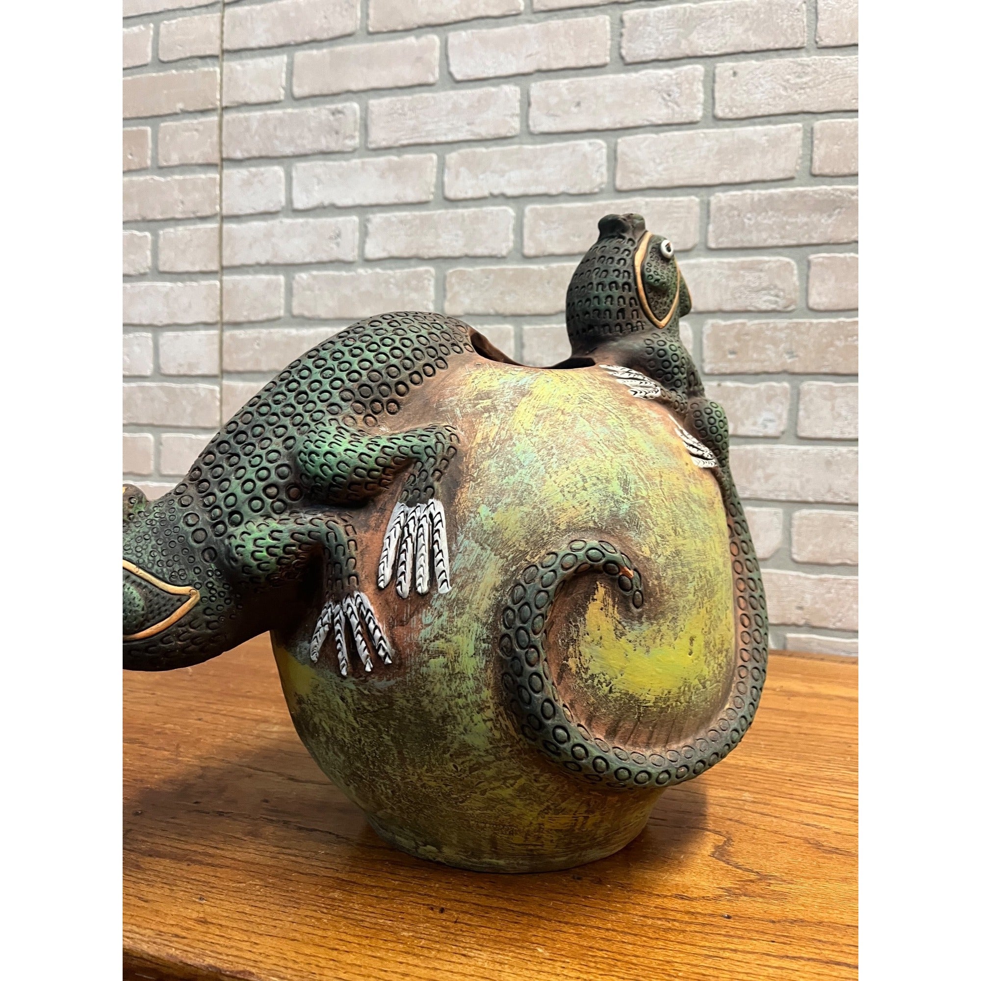 RARE Vintage Jorge Wilmot Style Mexican Art Pottery Stoneware Iguana Vase
