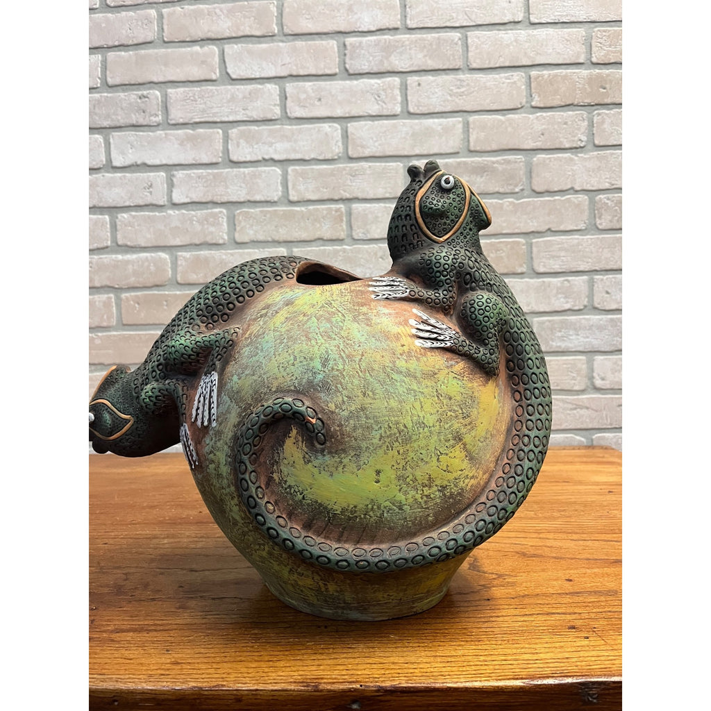 RARE Vintage Jorge Wilmot Style Mexican Art Pottery Stoneware Iguana Vase