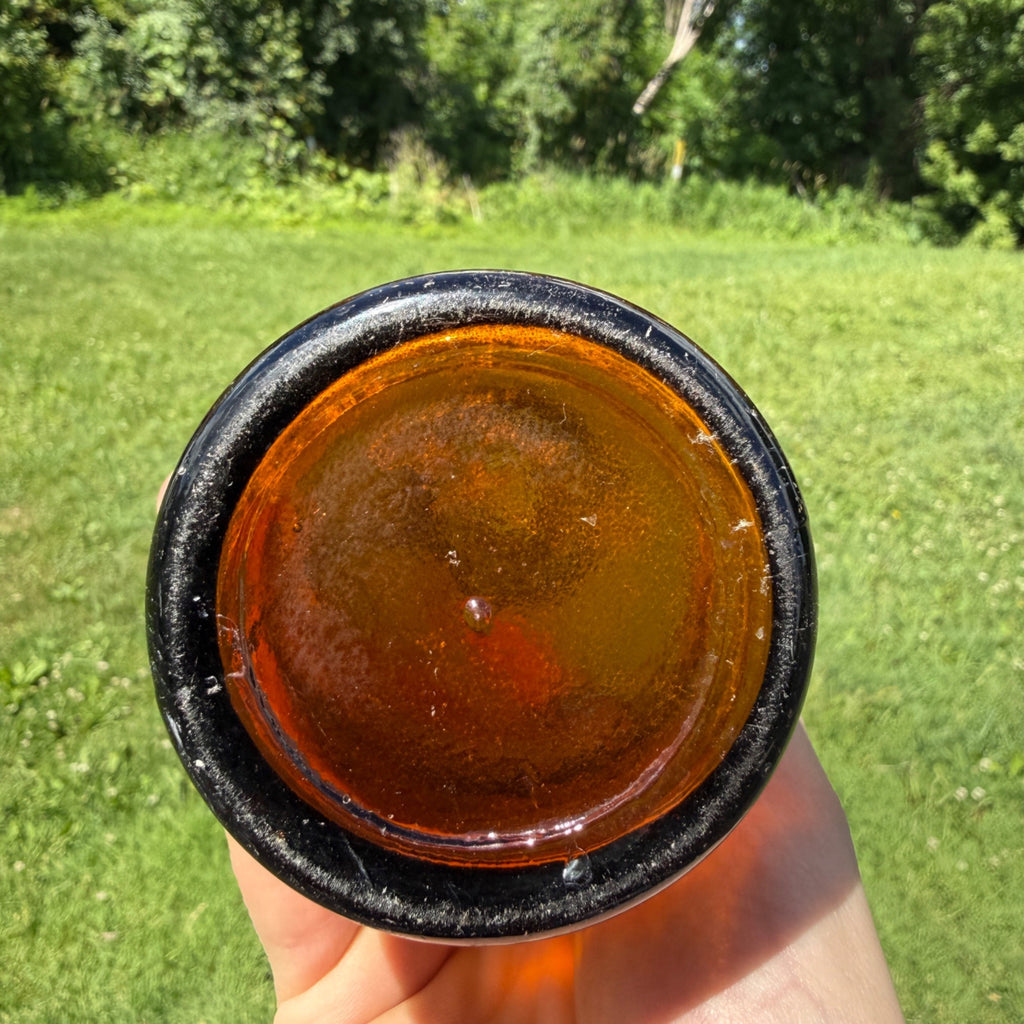 1910s Milwaukee Waukesha Brew Co Beer Bottle Yellow Light Amber Wisconsin Brewery