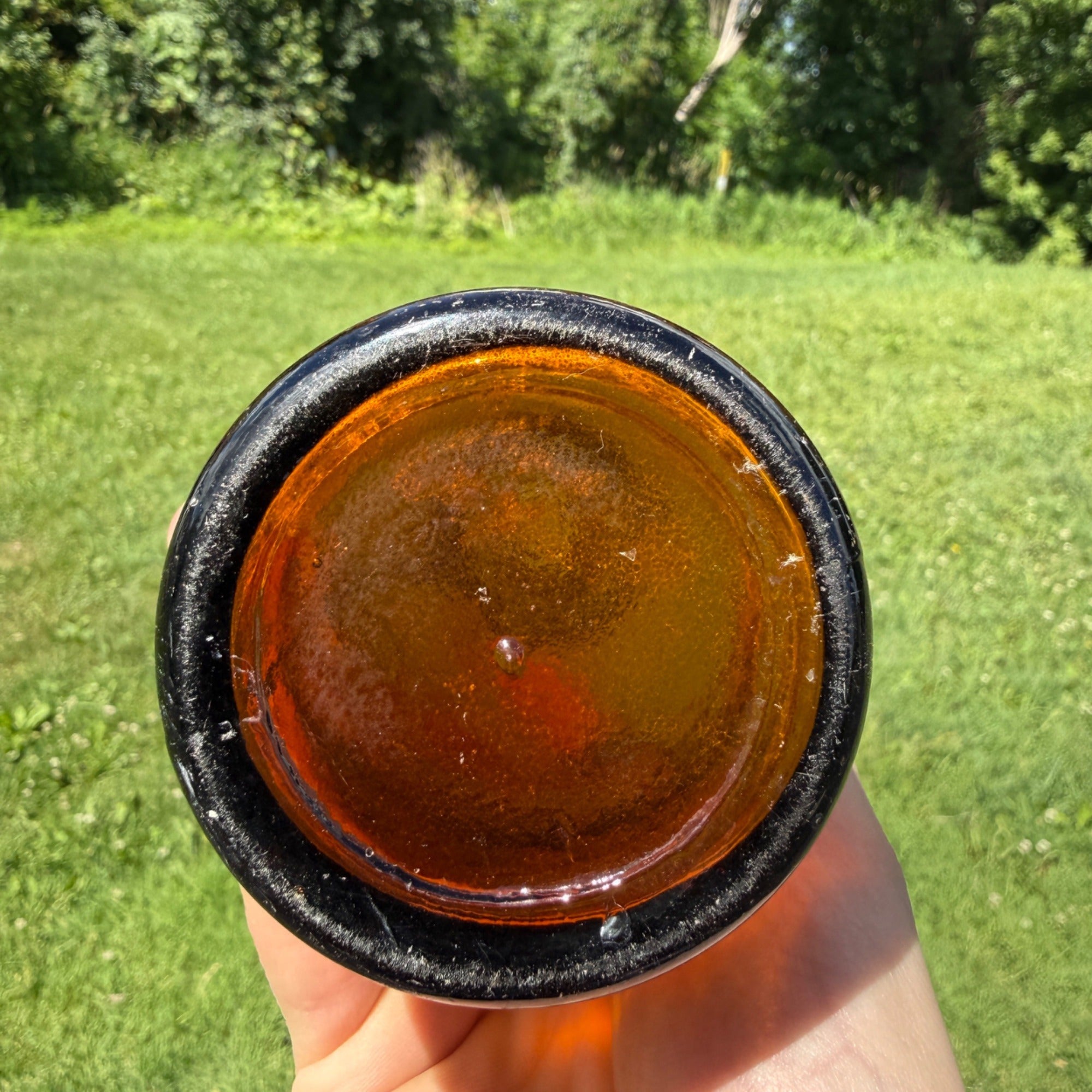 1910s Milwaukee Waukesha Brew Co Beer Bottle Yellow Light Amber Wisconsin Brewery
