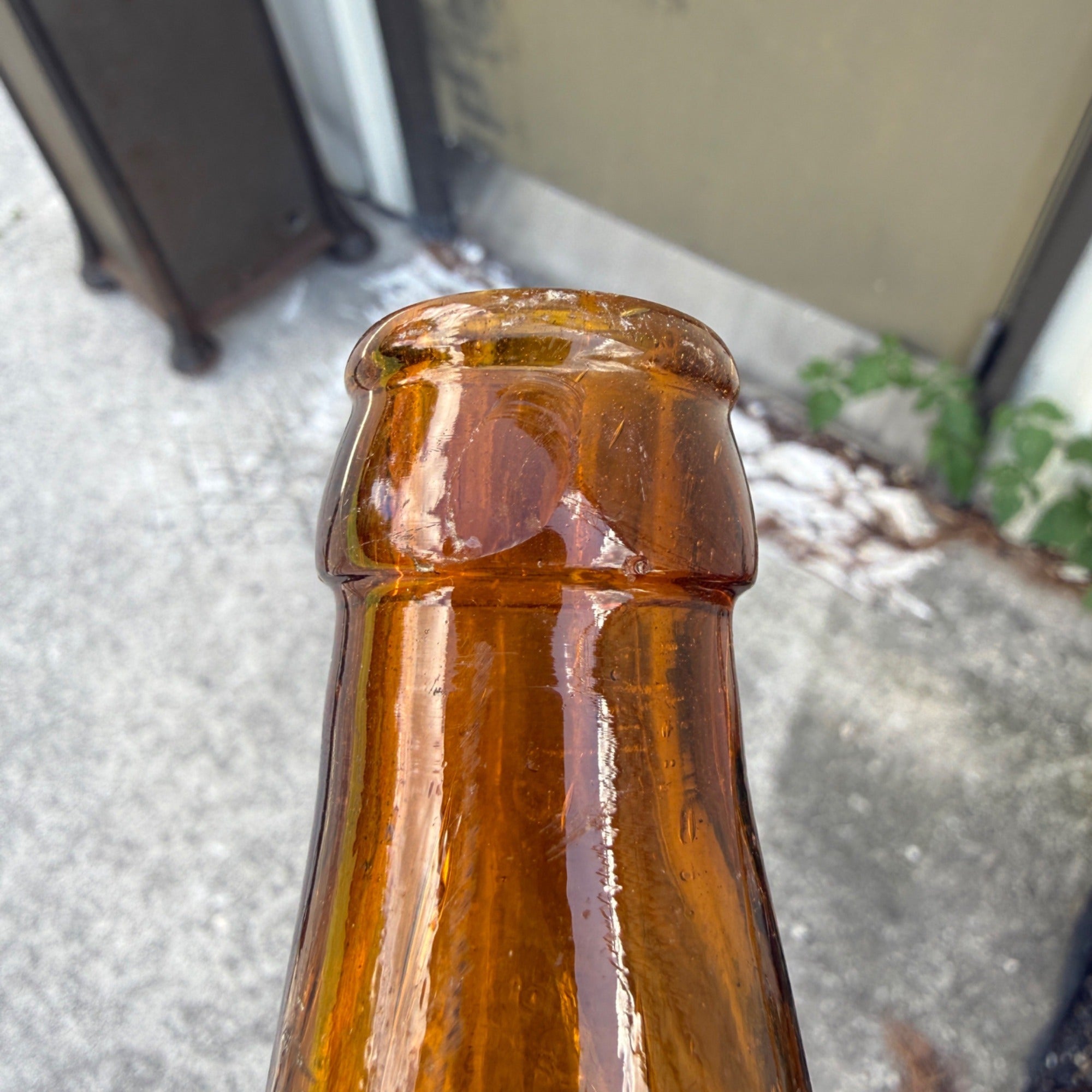 1910s Milwaukee Waukesha Brew Co Beer Bottle Yellow Light Amber Wisconsin Brewery