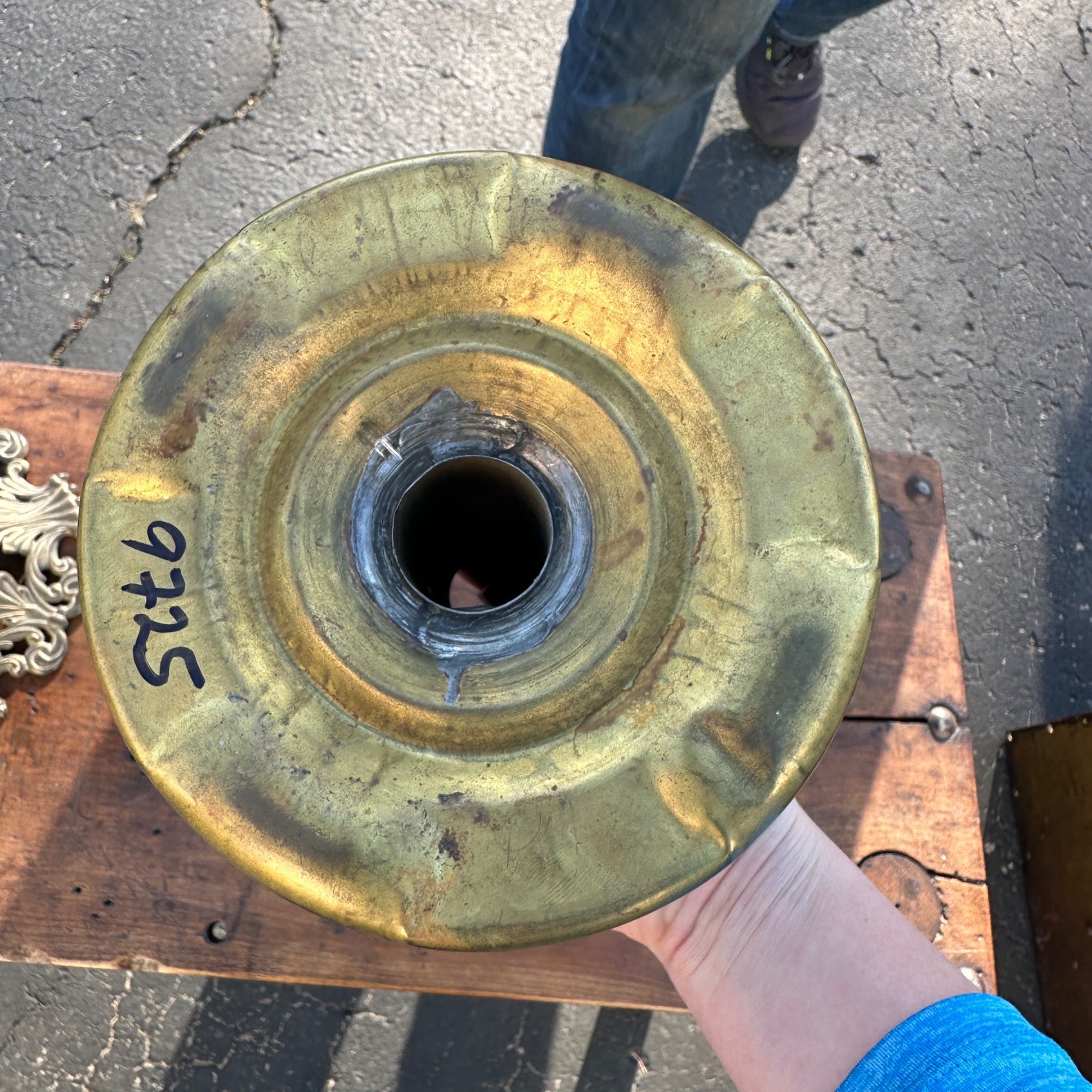 Antique Victorian Puffy Grape Cluster Parlor Table Oil Lamp