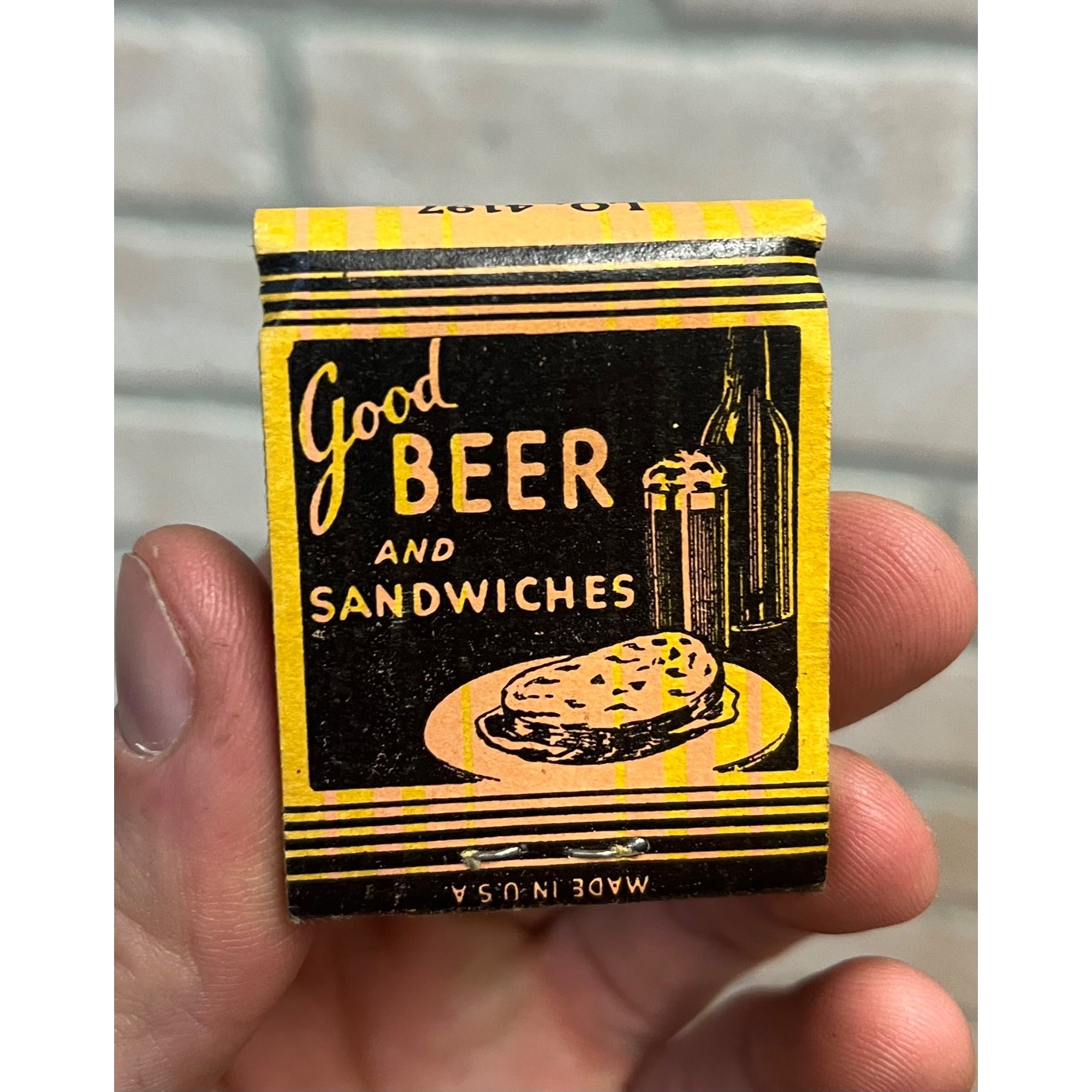 Vintage Pitzer's Tavern Bar - Milwaukee Wisconsin - Advertising FULL Matchbook Blatz