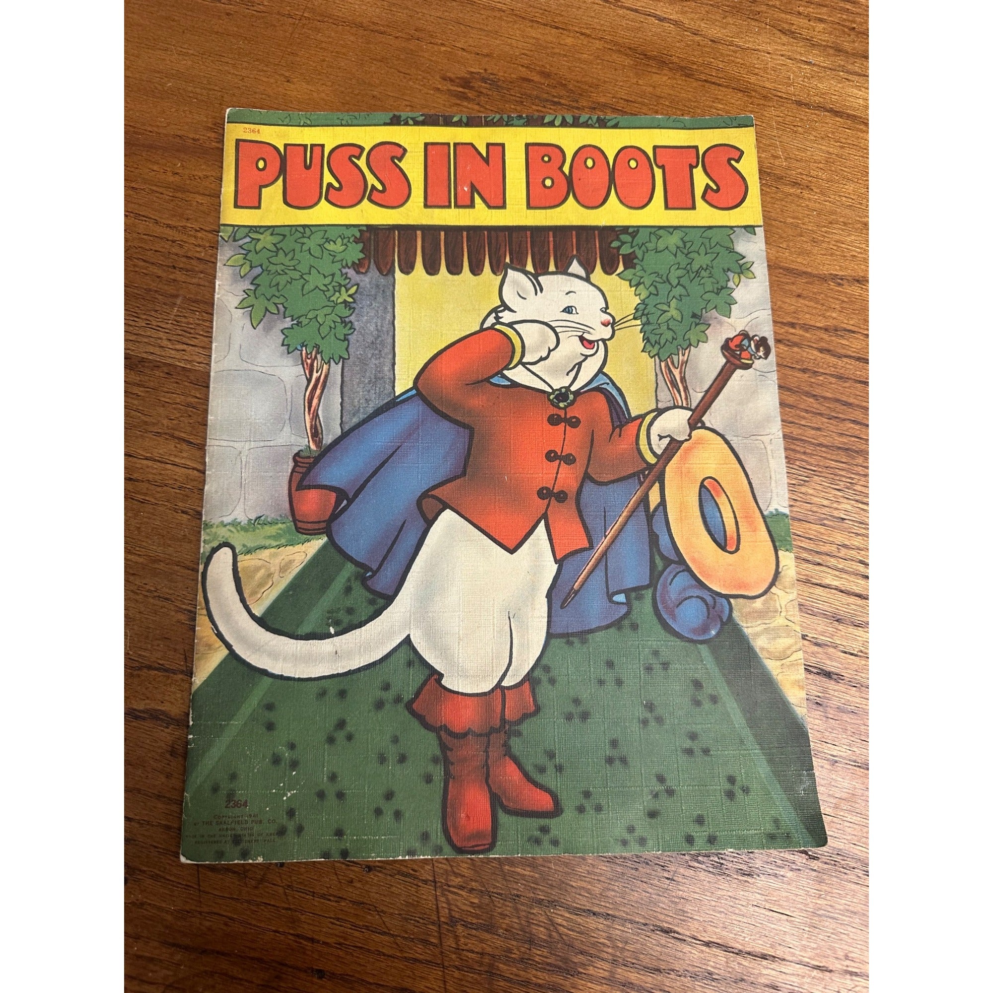 Vintage Puss In Boots Childrens Book 1941 Saalfield Publishing USA #2364