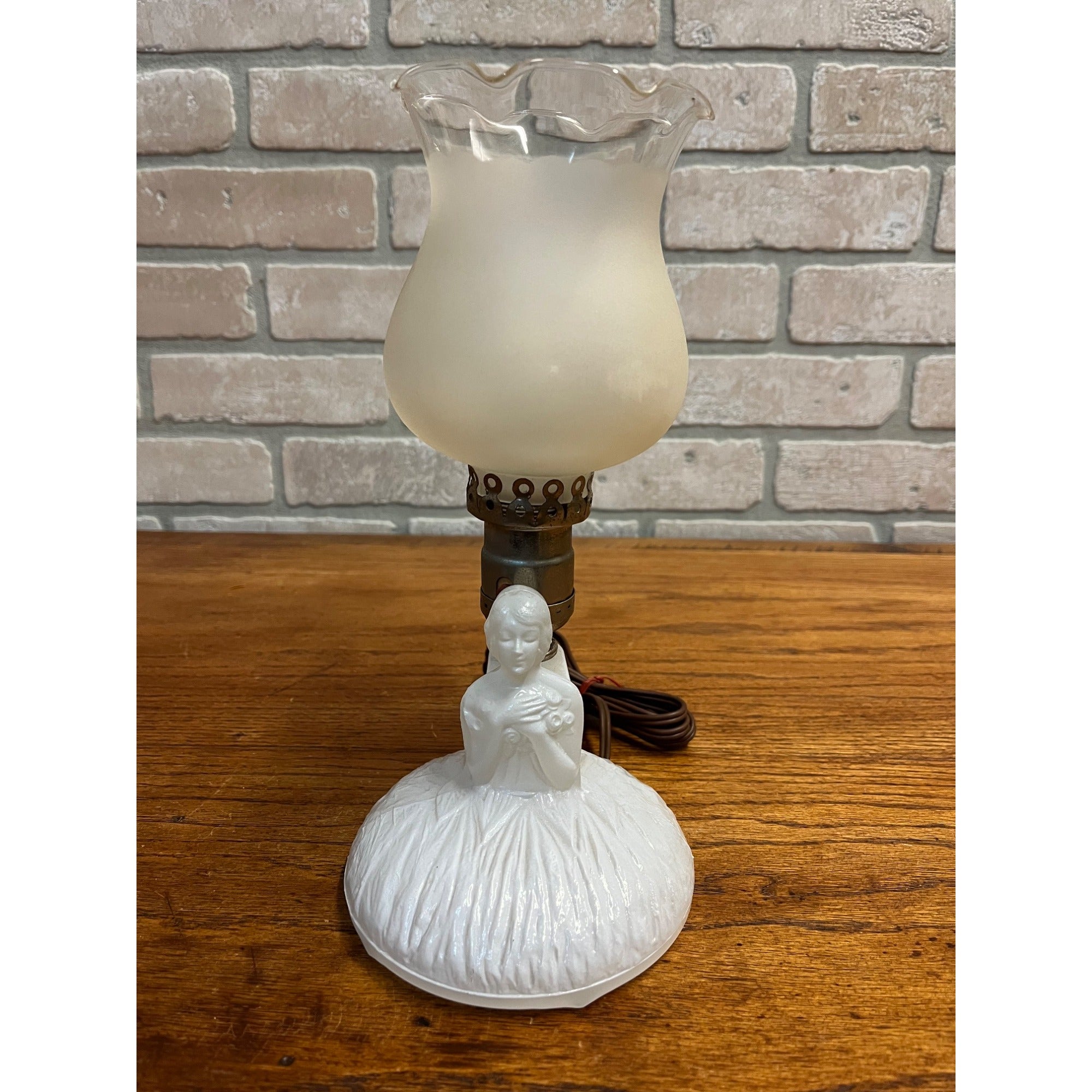 Vintage Art Nouveau Deco White Glass Lady Flowing Dress Electric Table Lamp