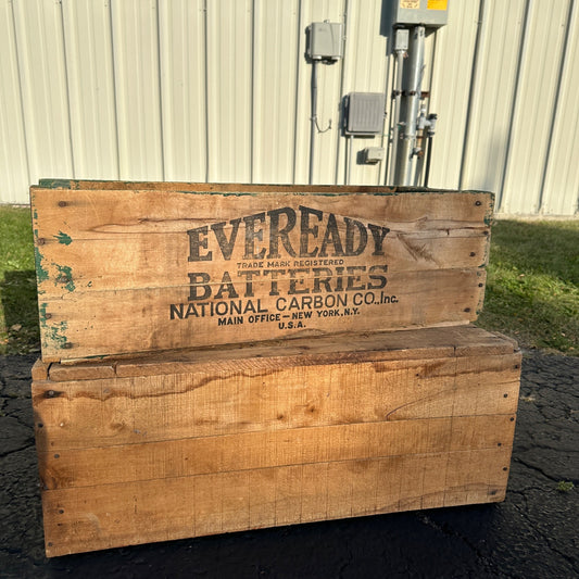 Antique Eveready Batteries Automotive Wooden Box Crate Advertising