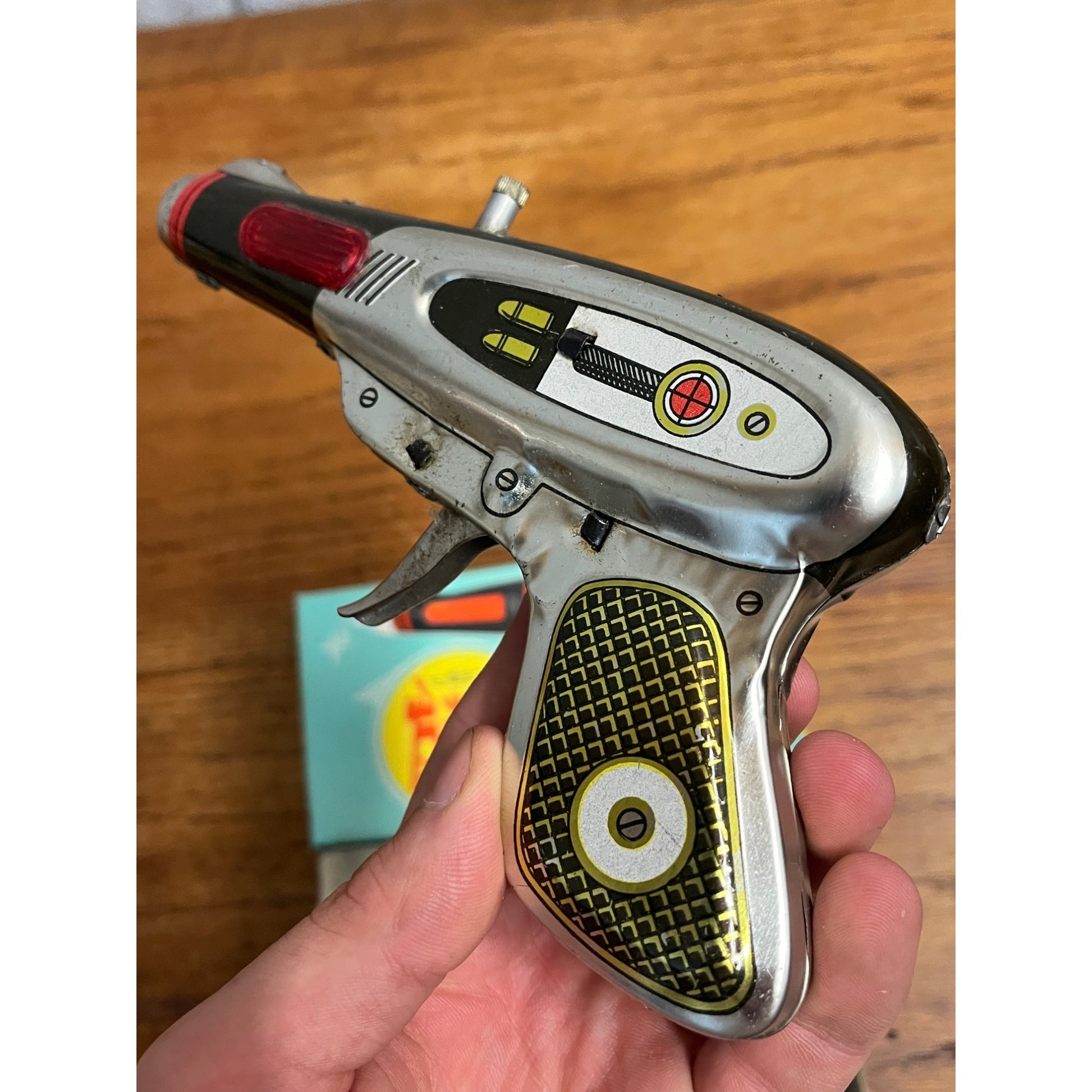 Vintage Tin Friction Sparking Pistol Ray Gun Toy MF 116 Space Gun w/ Box