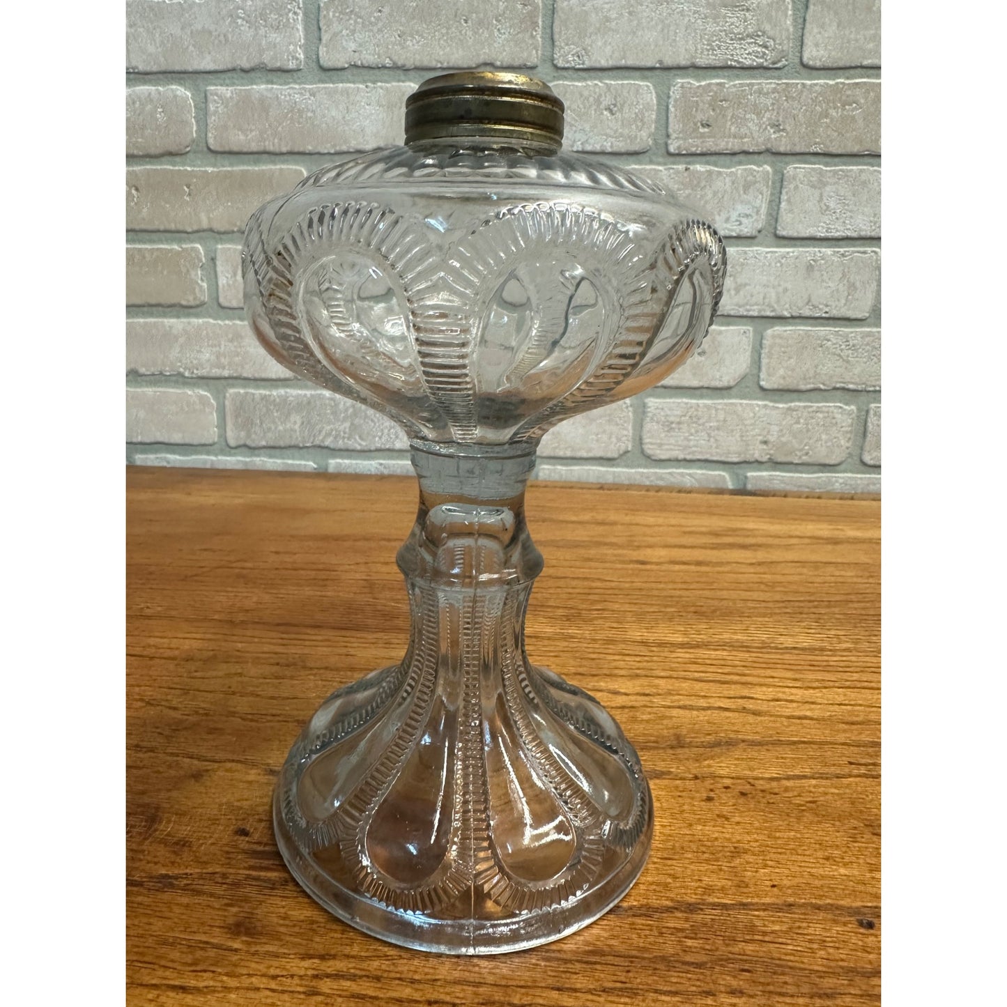 Antique EAPG Kerosene Oil Lamp Pedestal Zipper Loop Pattern 9"