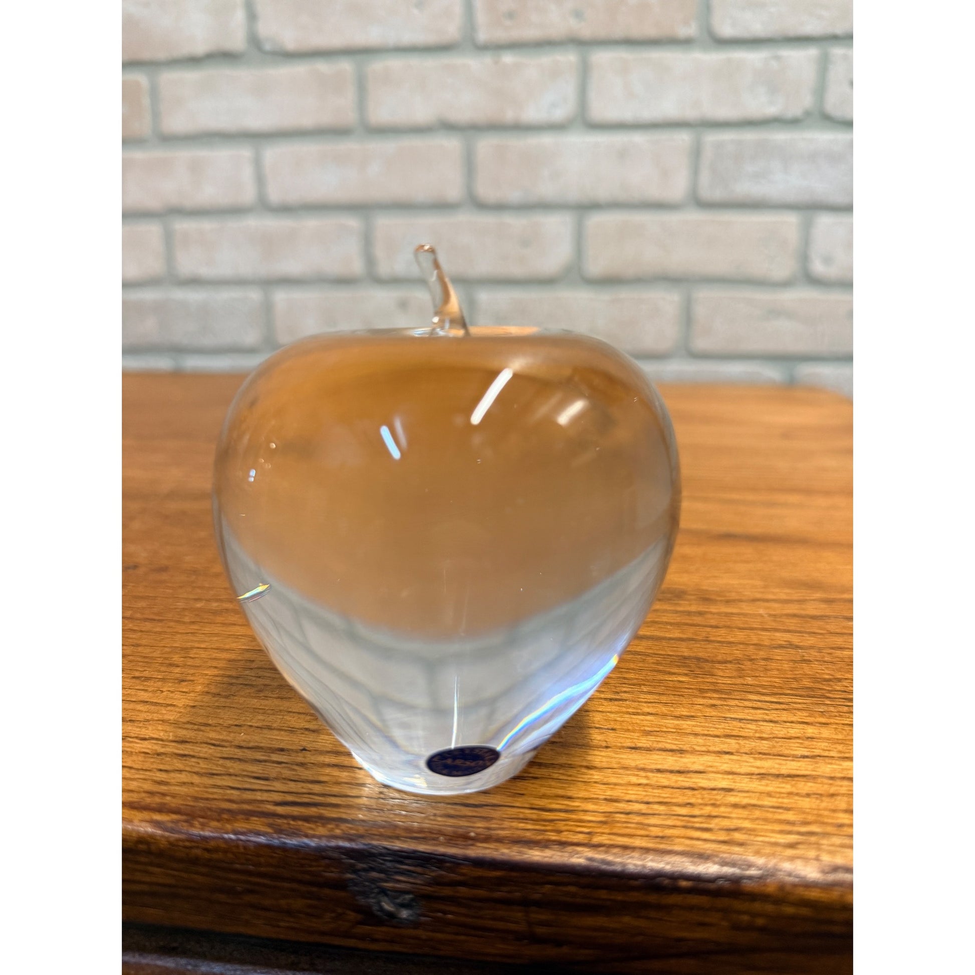 Fine Studio Art Glass Apple Paperweight Figurine Clear Crystal Fruit Larson