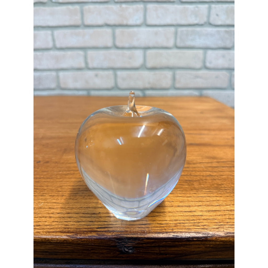 Fine Studio Art Glass Apple Paperweight Figurine Clear Crystal Fruit Larson