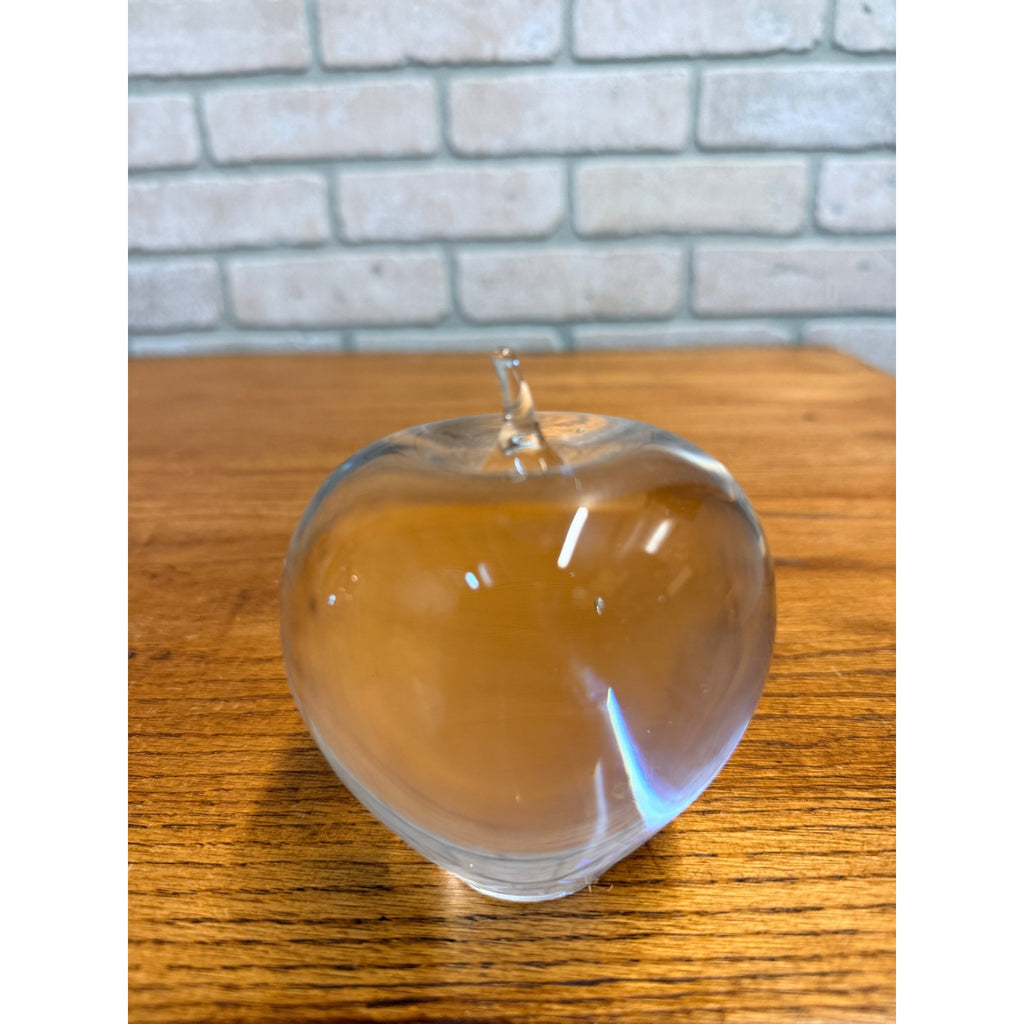 Fine Studio Art Glass Apple Paperweight Figurine Clear Crystal Fruit Larson