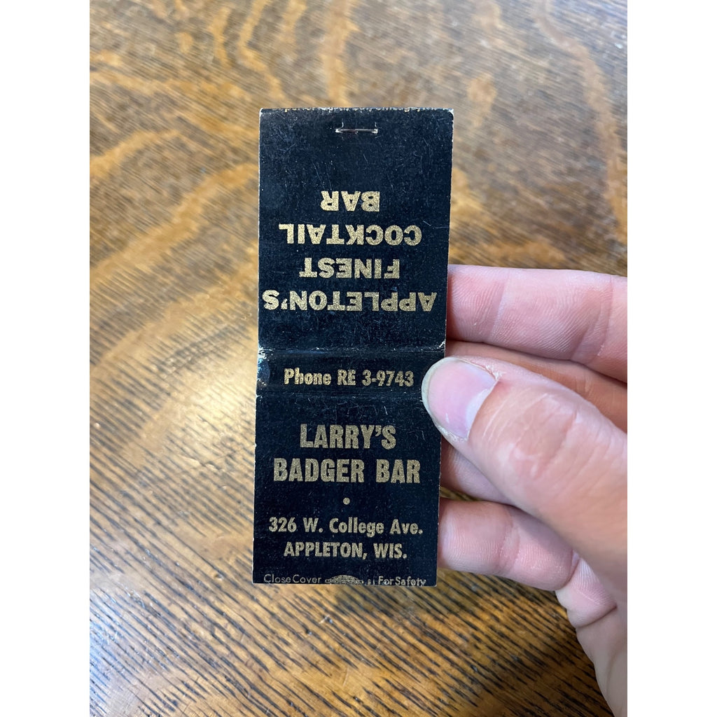 Vintage Matchbook Advertising - Larry's Bader Bar - Appleton, Wis.