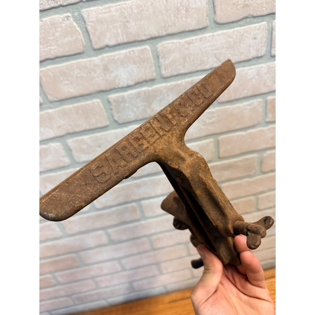 Antique Sargent & Co Hand Saw Sharpening Bench Vise 9-1/8" Jaws #90