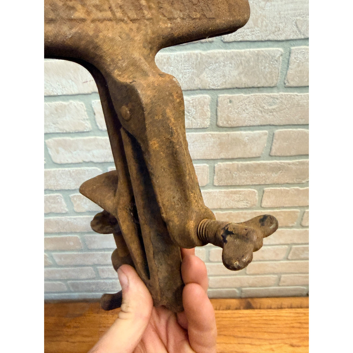 Antique Sargent & Co Hand Saw Sharpening Bench Vise 9-1/8" Jaws #90