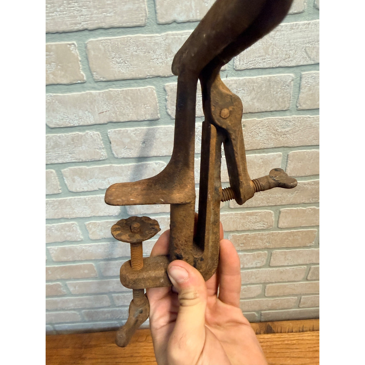 Antique Sargent & Co Hand Saw Sharpening Bench Vise 9-1/8" Jaws #90