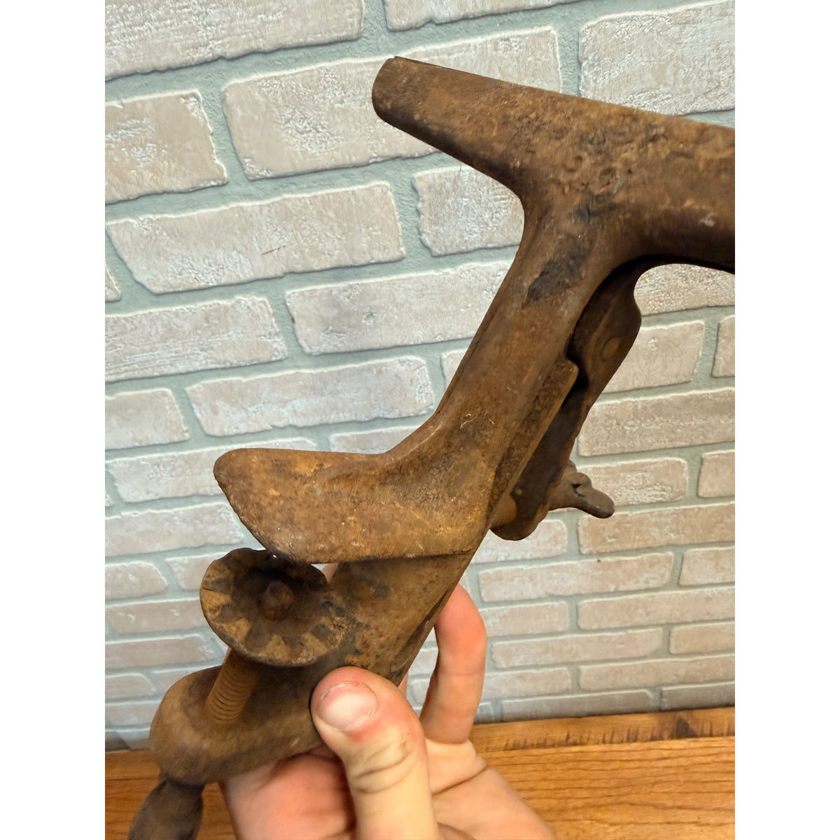 Antique Sargent & Co Hand Saw Sharpening Bench Vise 9-1/8" Jaws #90