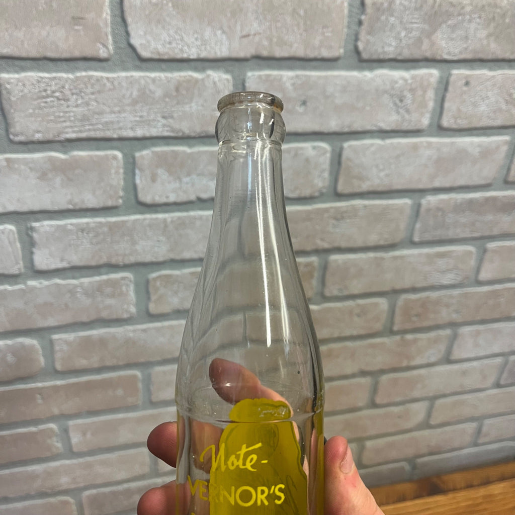 VERNOR'S GINGER ALE SODA BOTTLE~ELSONS BOTTLING WORKS ISHPEMING MI