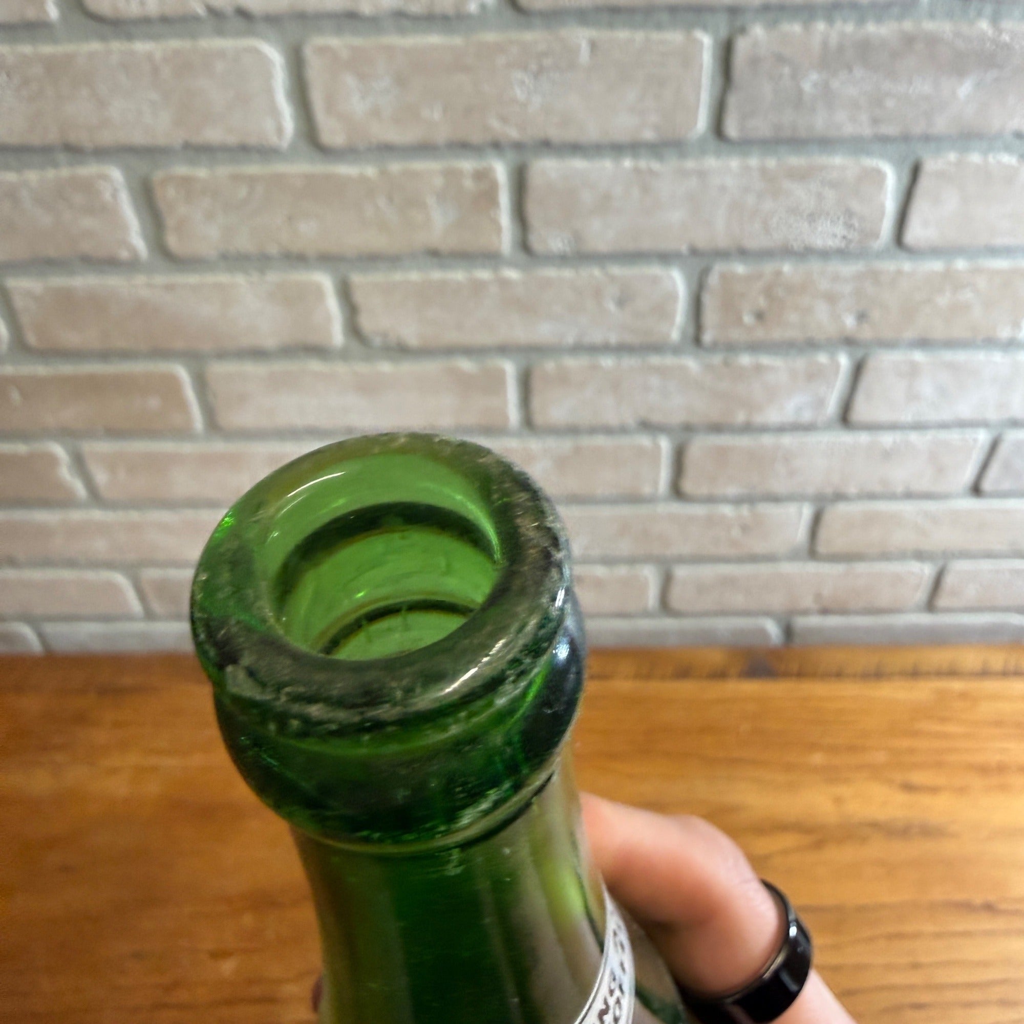 Vintage Sun Drop Golden Girl Cola 14oz Soda Bottle Scarce Green St Louis