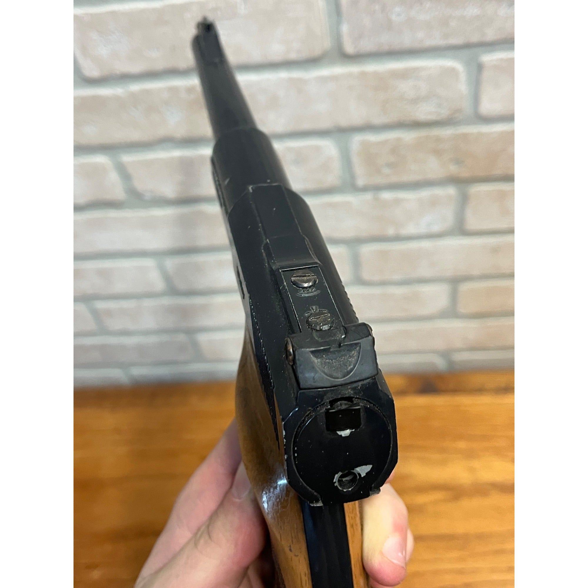 Vintage Daisy C02 200 BB Gun - Untested