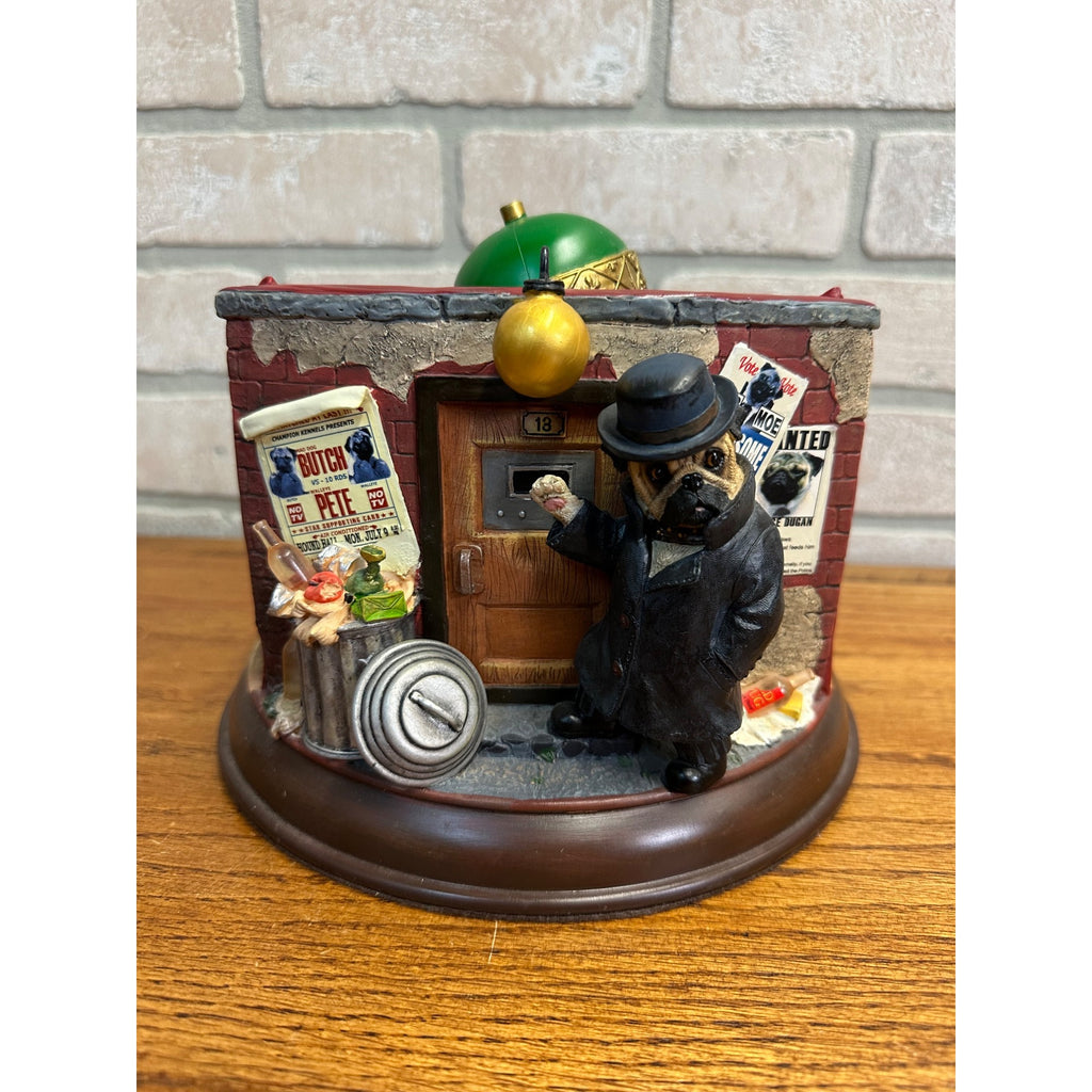 Danbury Mint The Poker Playing Pugs 2006 Lighted Figurine Display