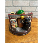 Danbury Mint The Poker Playing Pugs 2006 Lighted Figurine Display