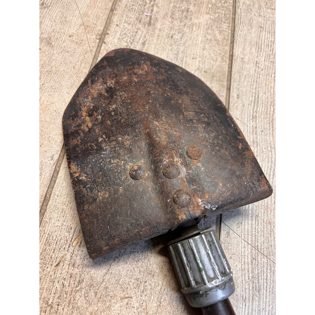 WW2 1945 Dated Ames WWII US Army Folding Shovel Entrenching Tool