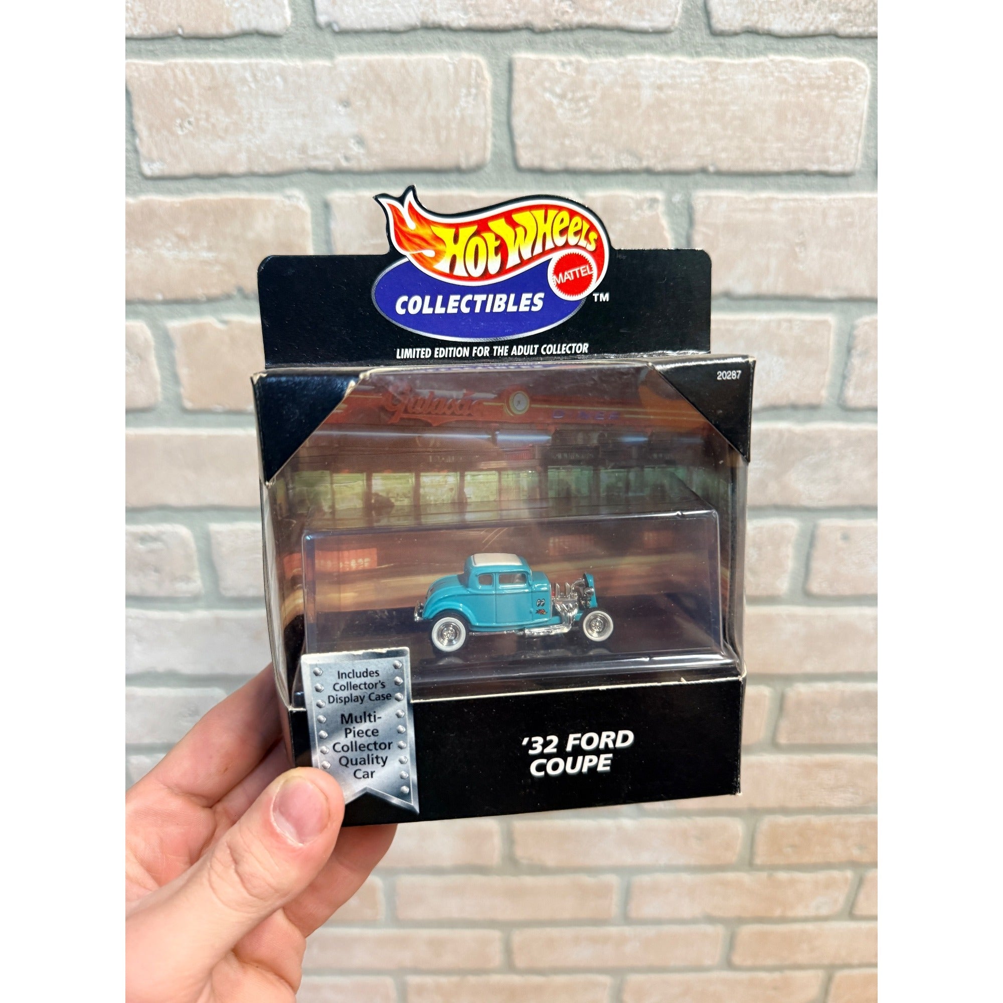 Vintage 1998 Hot Wheels Cool Collectibles '32 Ford Coupe Teal Limited Edition