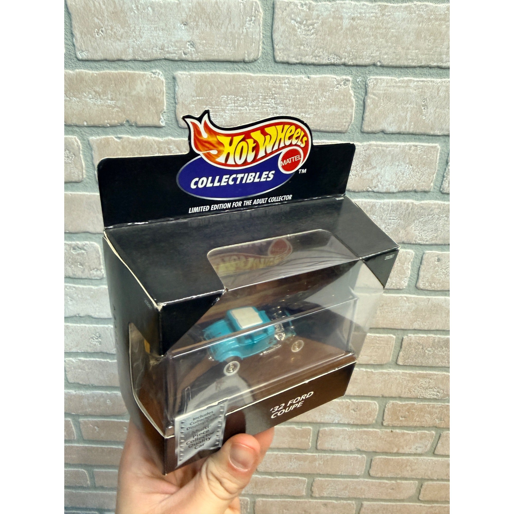 Vintage 1998 Hot Wheels Cool Collectibles '32 Ford Coupe Teal Limited Edition