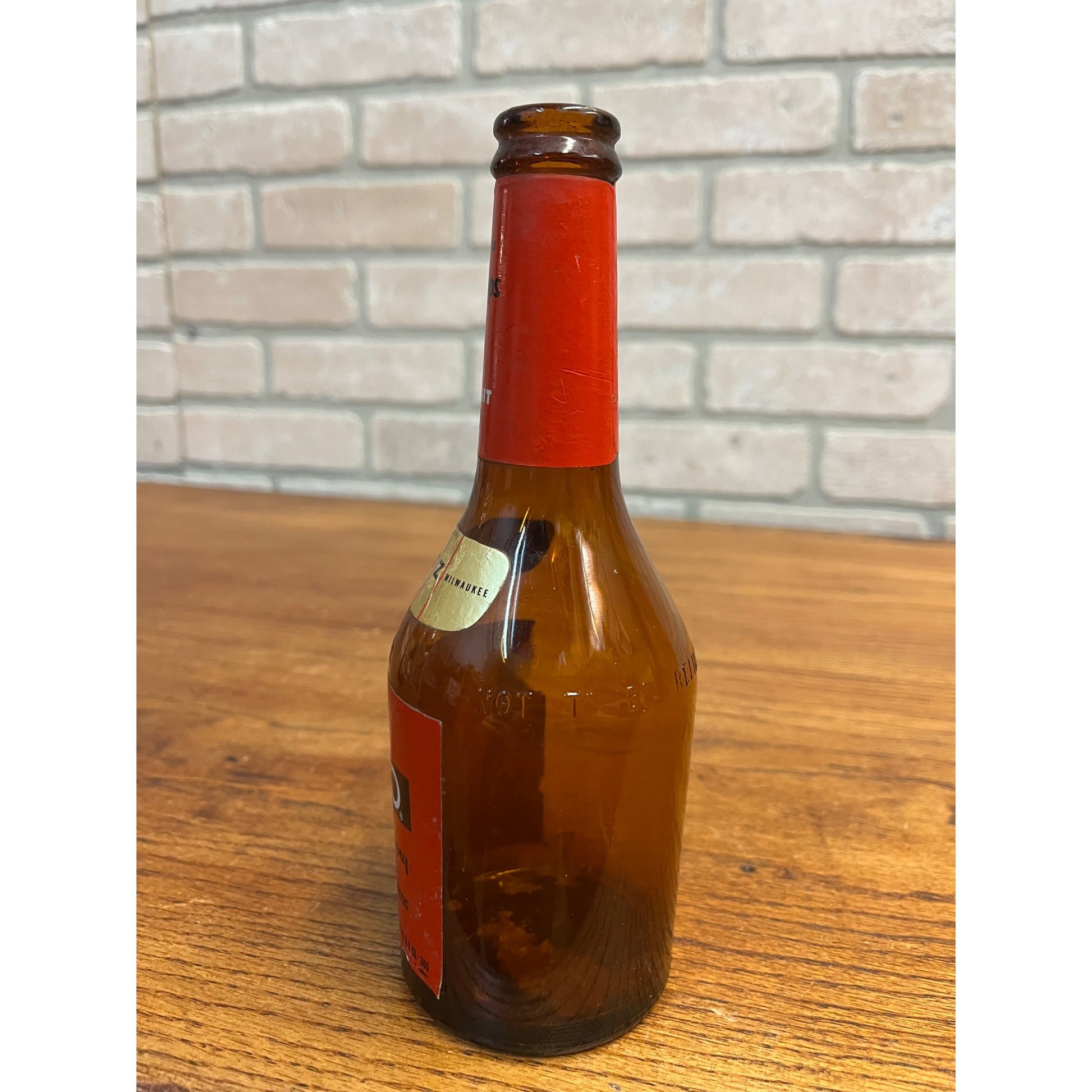Vintage 1955 Blatz Tempo Fresh Hops Beer Paper Label Bottle Milwaukee, Wis 12oz