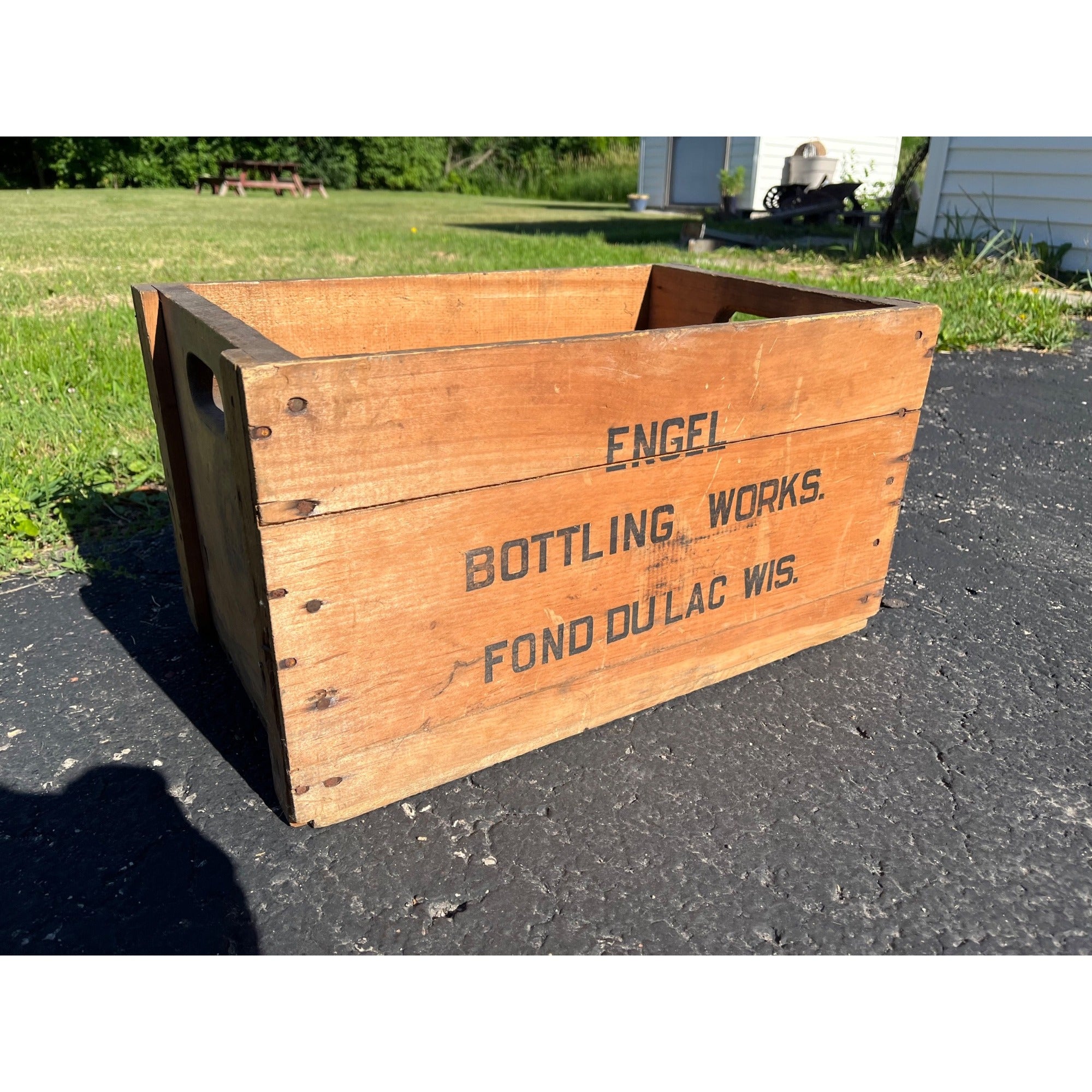 Vintage Engel Bottling Works Fond du Lac WI Wooden Soda Bottle Crate Advertising