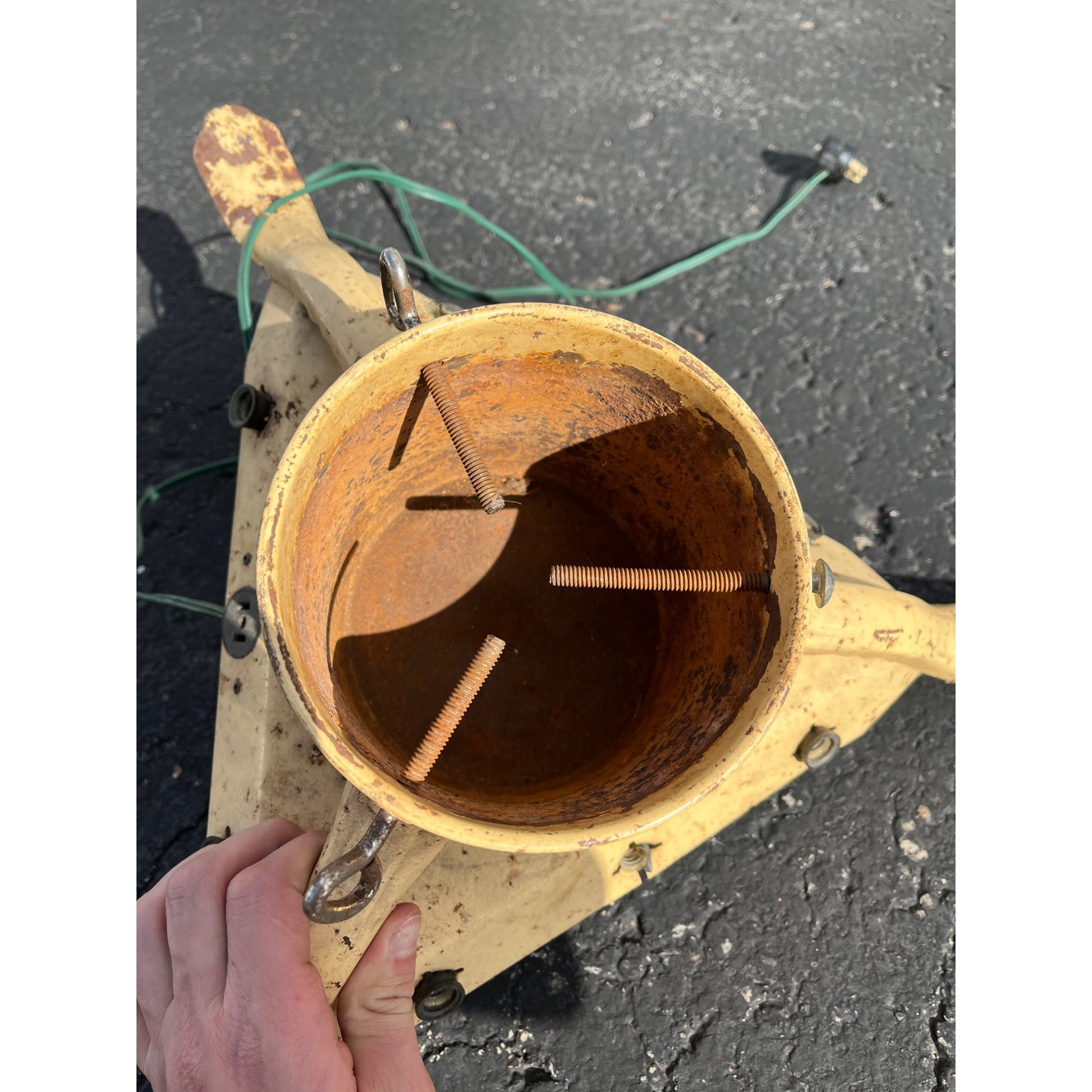 Vintage Metal Noma Electric Light Up Christmas Tree Stand Painted Santa - Works!