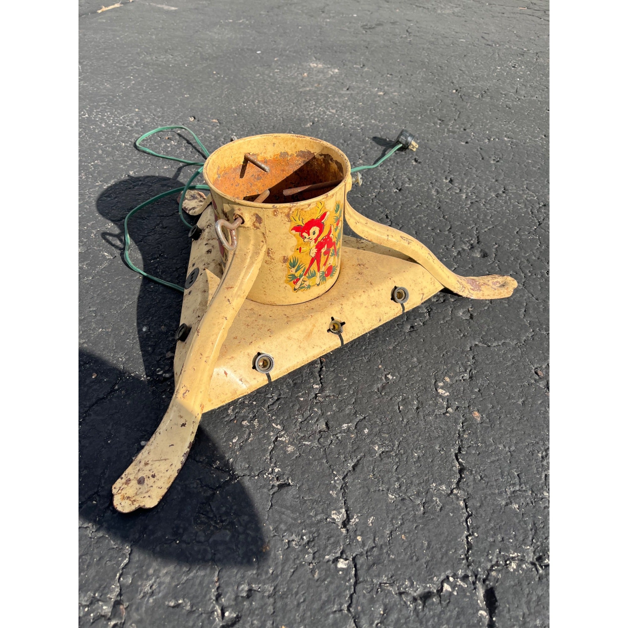 Vintage Metal Noma Electric Light Up Christmas Tree Stand Painted Santa - Works!