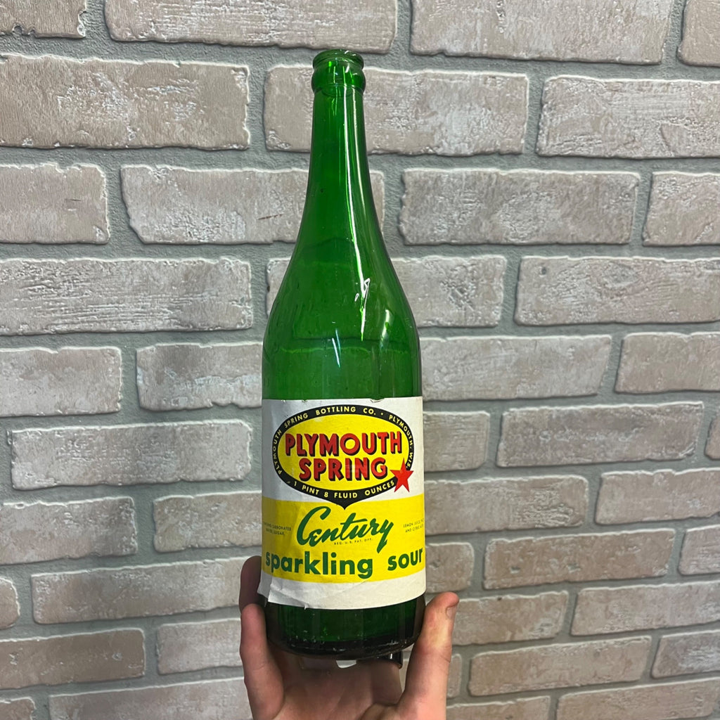 Vintage Plymouth WIS WI Green Sour Bottle Plymouth Spring Bottling Co Quart