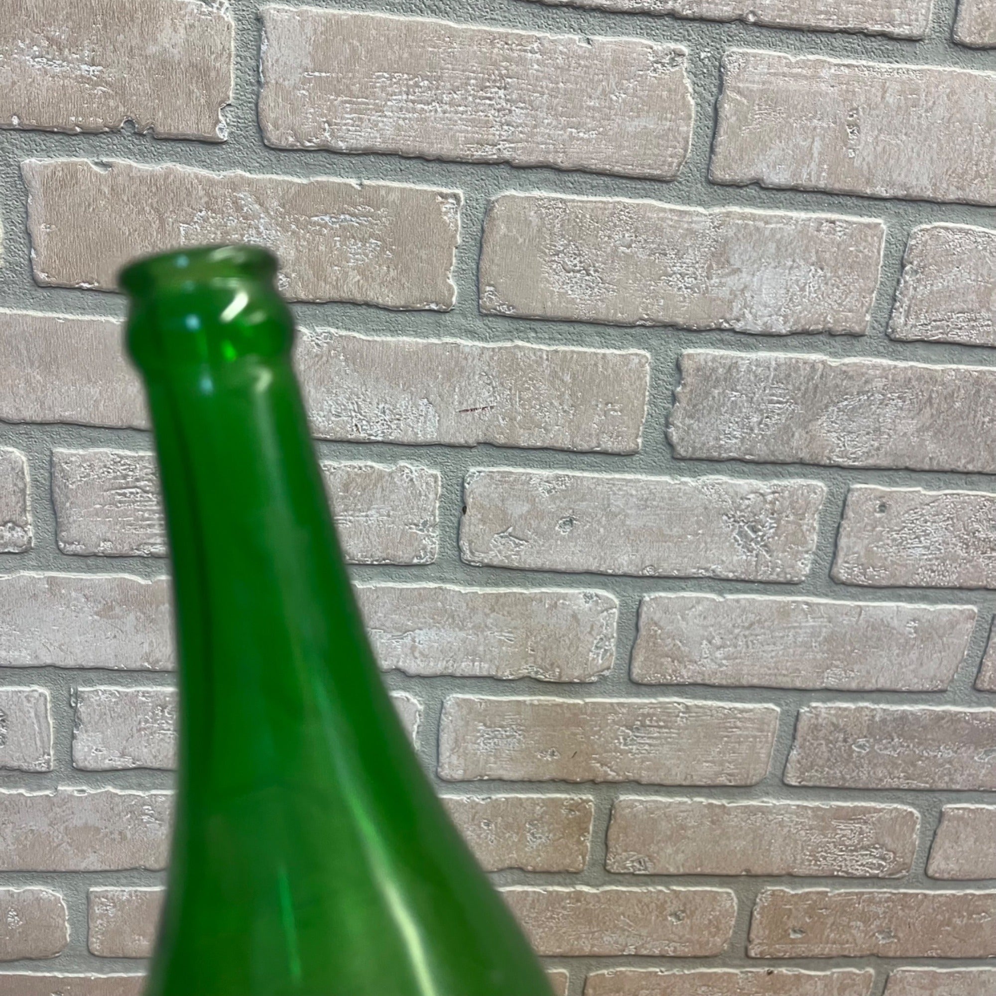 Vintage Plymouth WIS WI Green Sour Bottle Plymouth Spring Bottling Co Quart