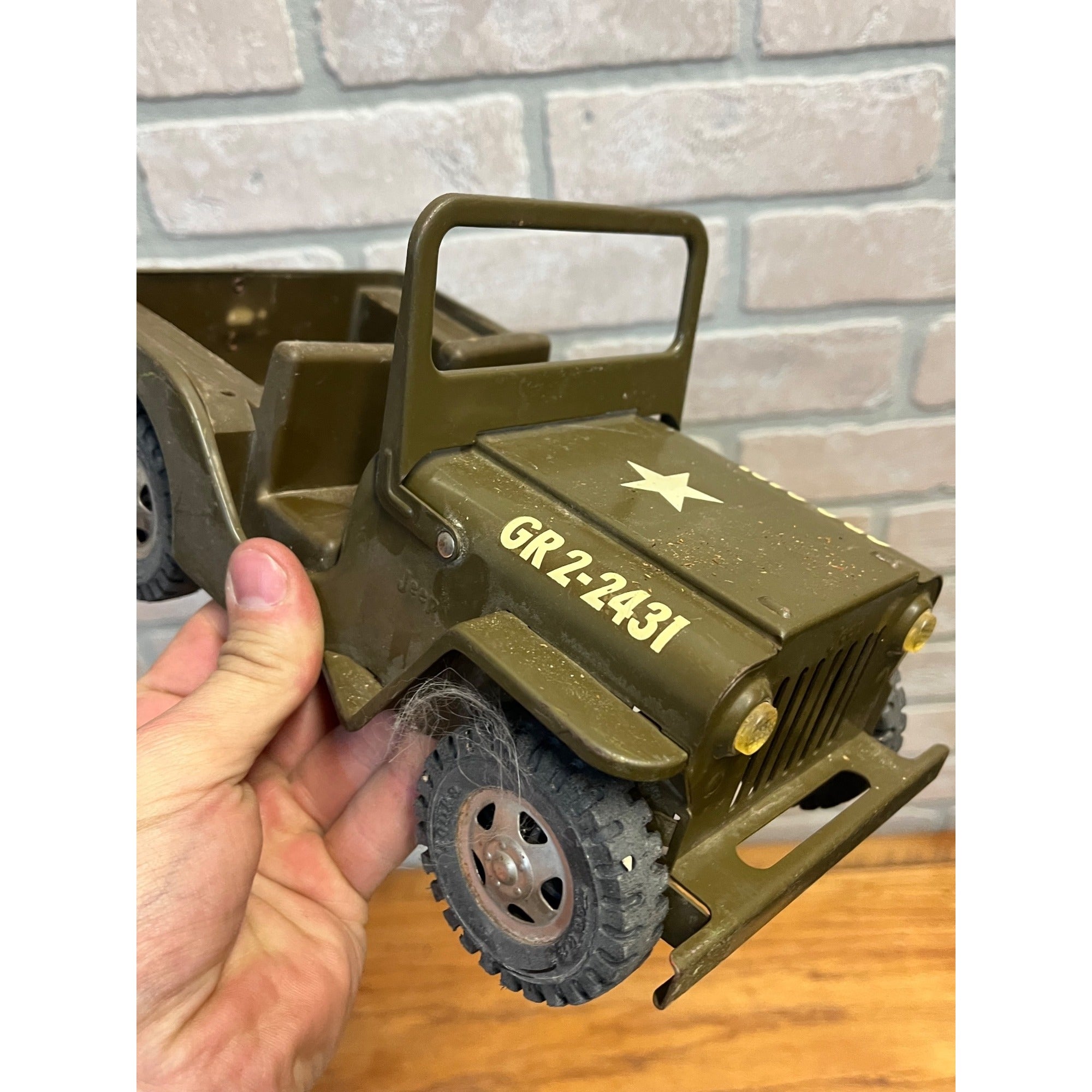 Vintage Tonka Army Green Willys Jeep Pressed Steel Toy GR 2-2431