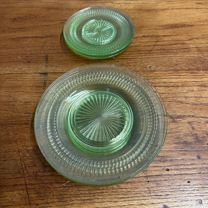 8pc Uranium Glass 6-1/4" Dessert & 8-1/2" Dinner Plate Set Green Depression Glass