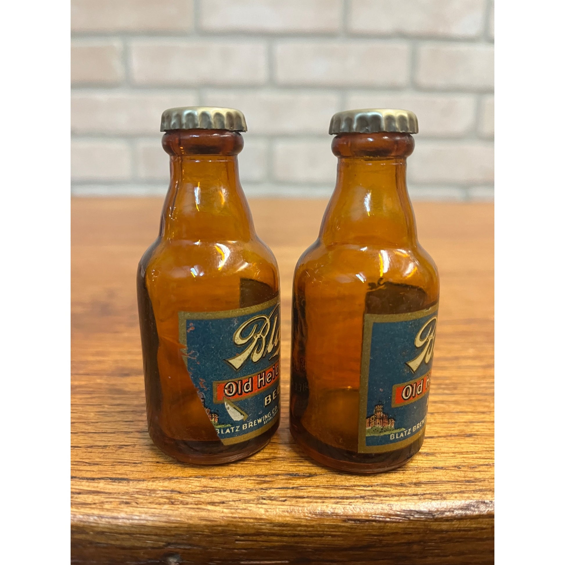 Vintage Blatz Old Heidelberg Mini Beer Bottles Salt and Pepper Shakers Milwaukee