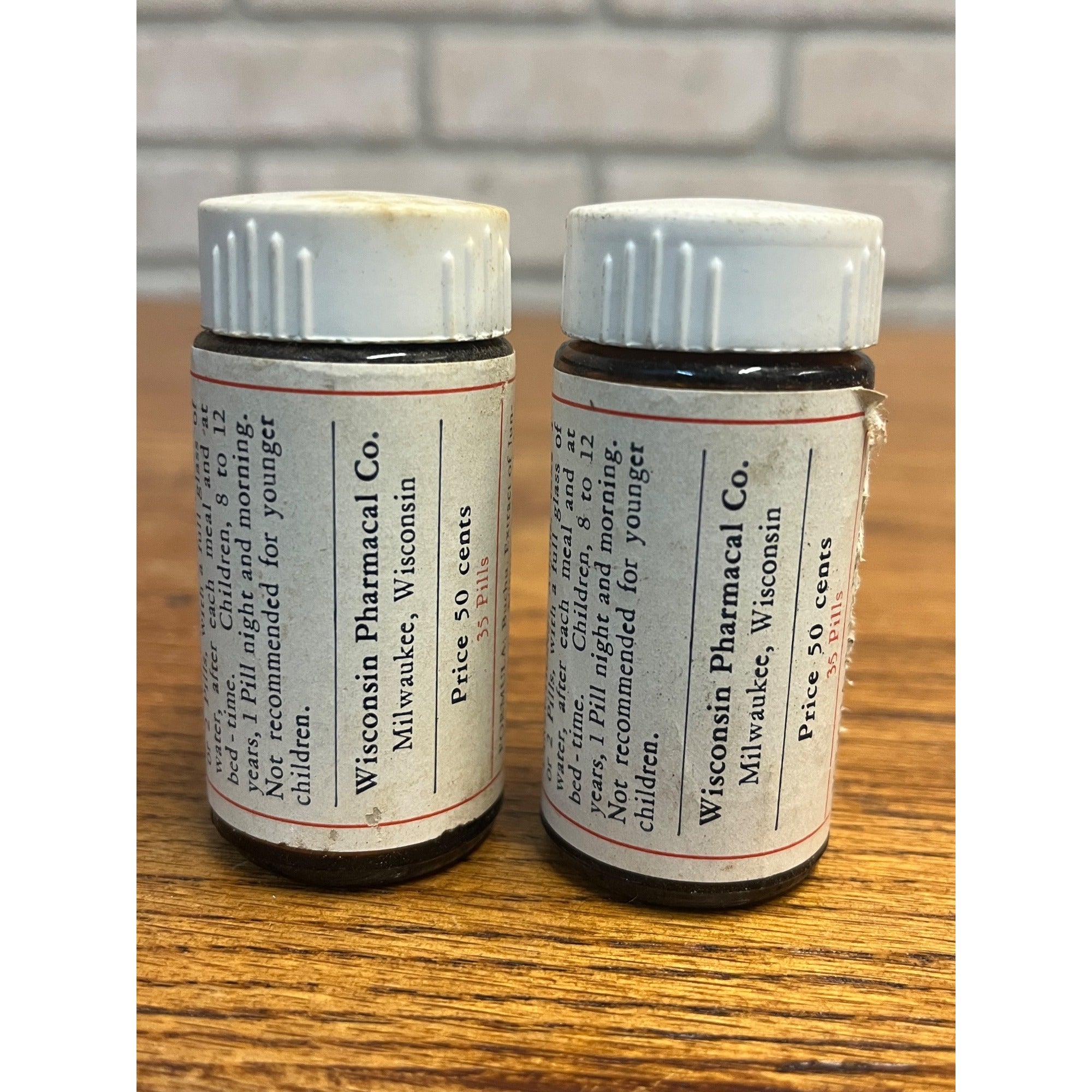 Vintage Lot (2) Wisconsin Pharmacal Co. Amber Glass Medicine Bottles Milwaukee