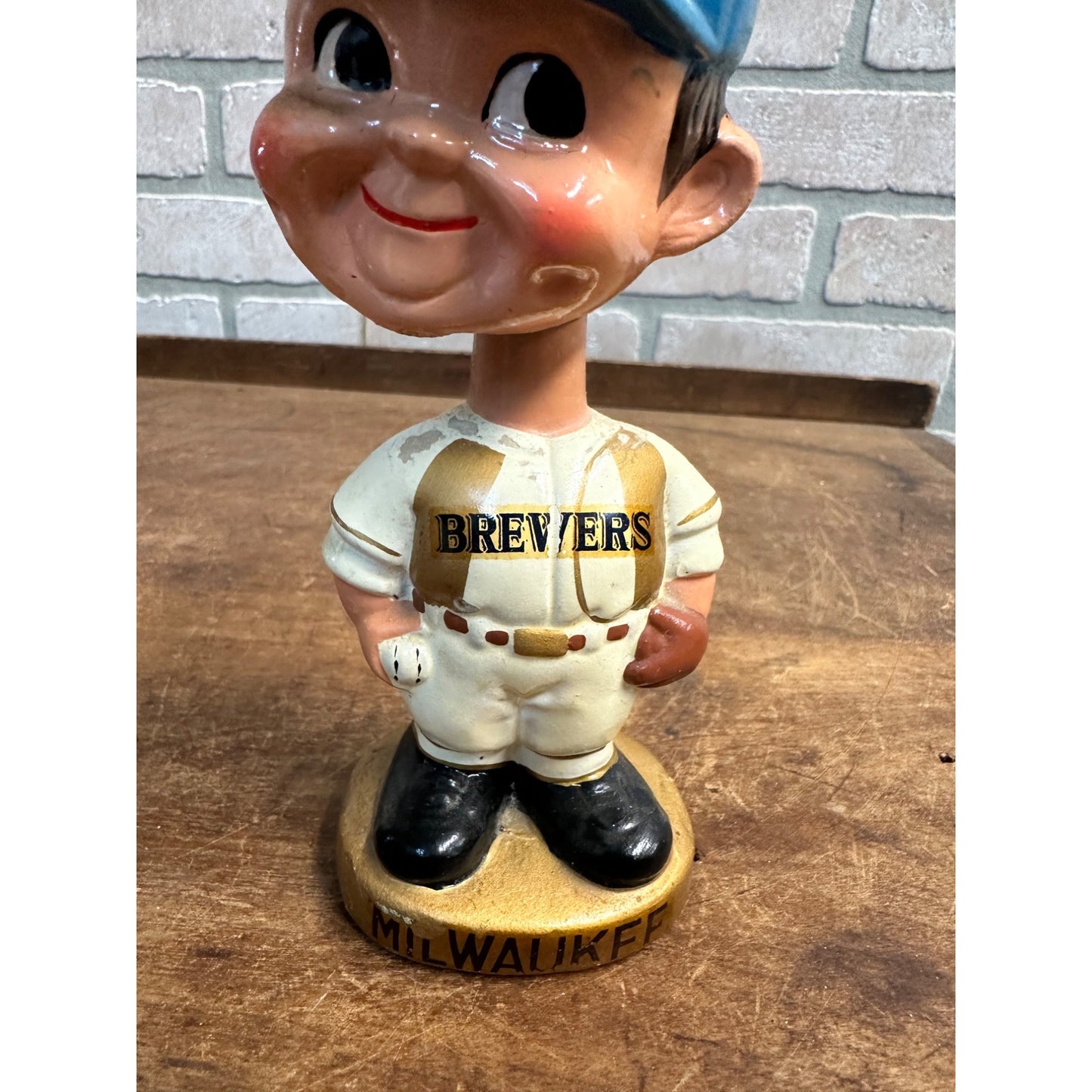 Vintage 1967 Milwaukee Brewers Original Bobblehead Nodder Japan