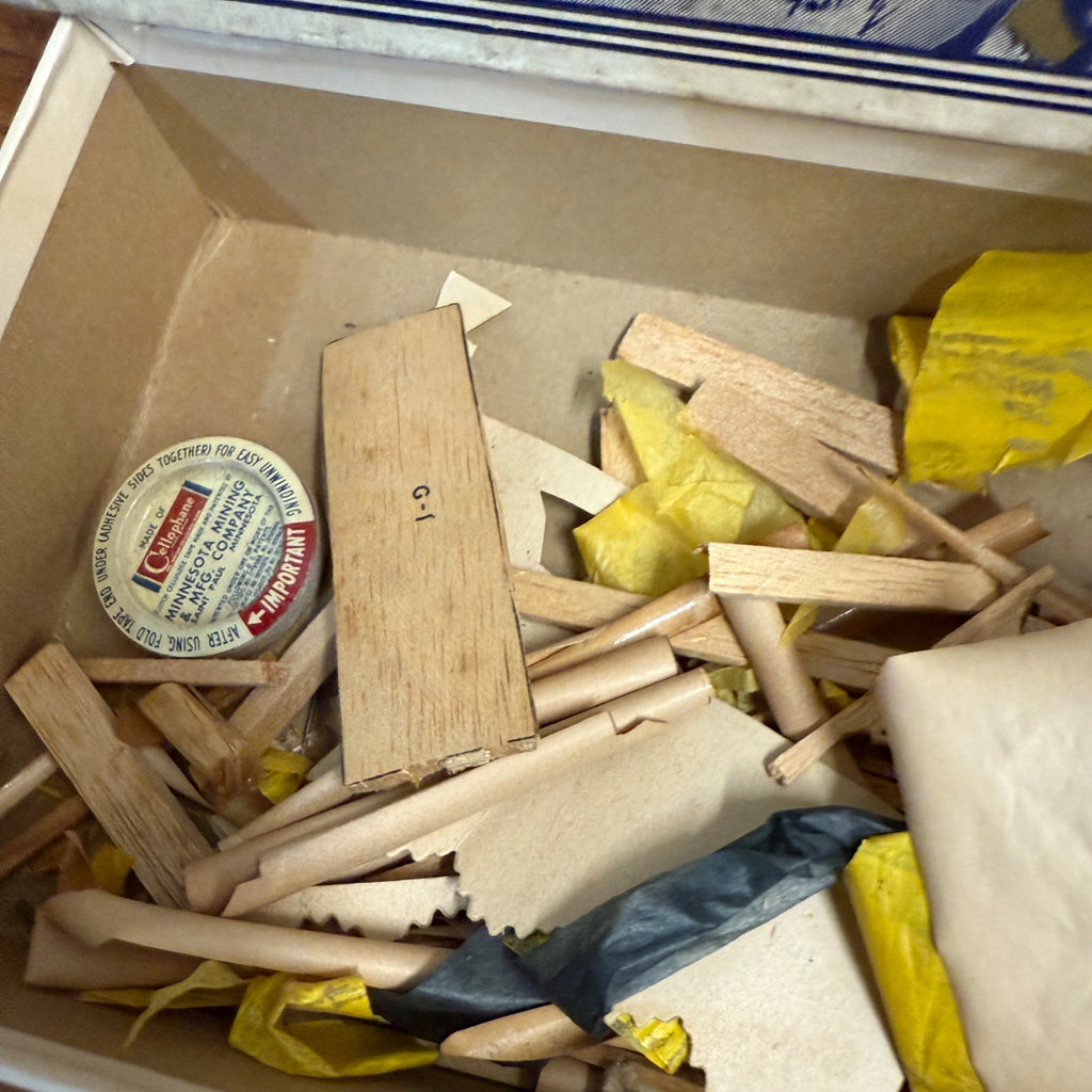 Vintage 1930s Comet Model Airplane Kit w/ Parts Unbuilt Box Chicago