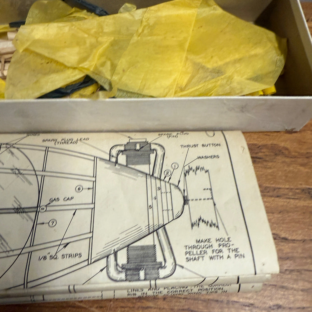 Vintage 1930s Comet Model Airplane Kit w/ Parts Unbuilt Box Chicago