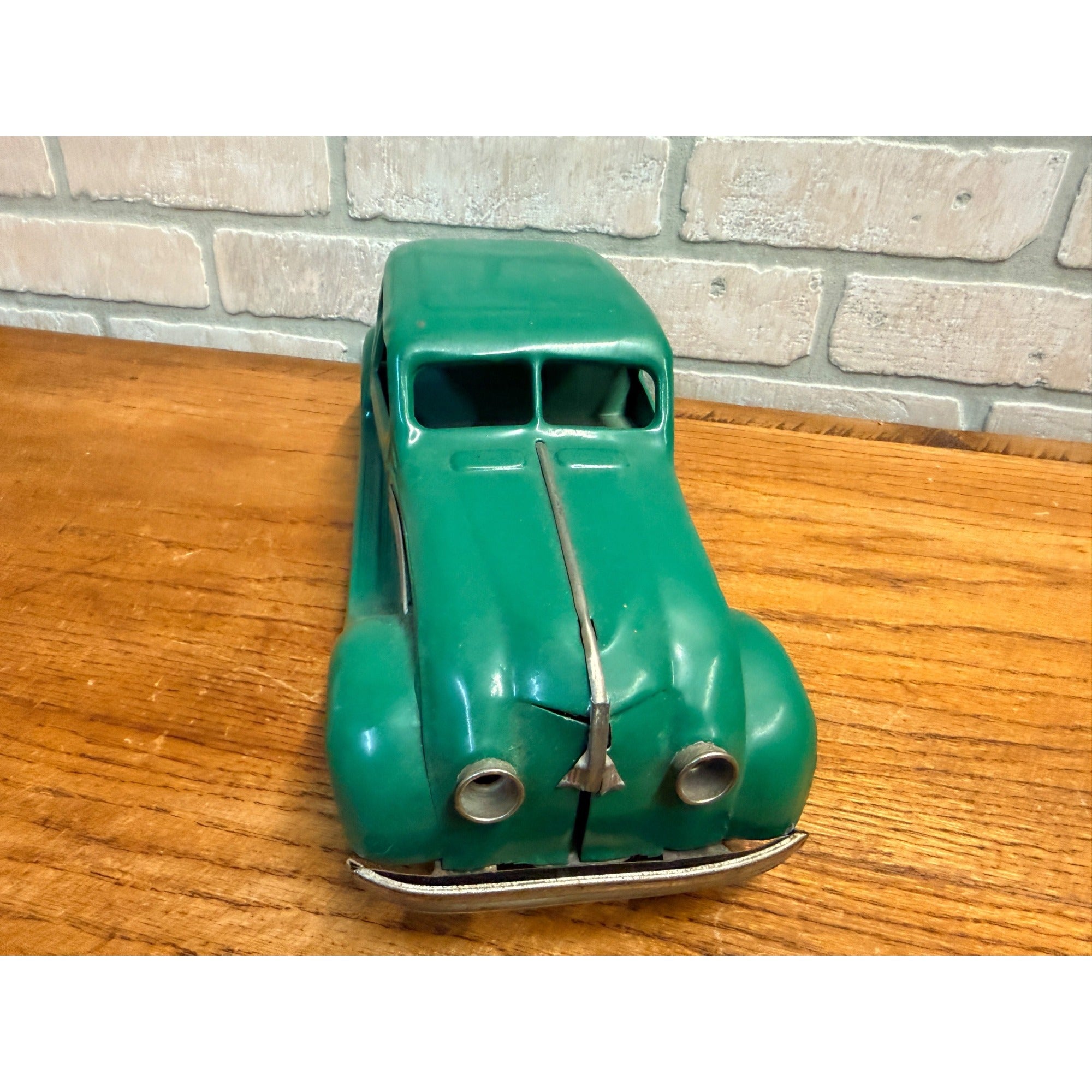Vintage 1930s Kingsbury Chrysler Airflow Sedan Pressed Steel Toy - Repainted