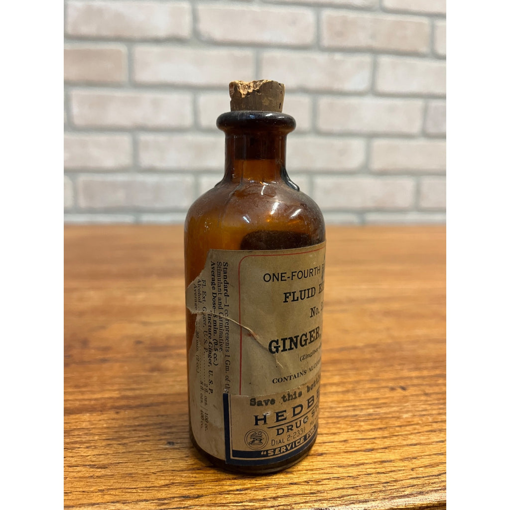 Vintage 1930s Hedberg Drug Store Menasha Wis WI Label Medicin Apothecary Bottle