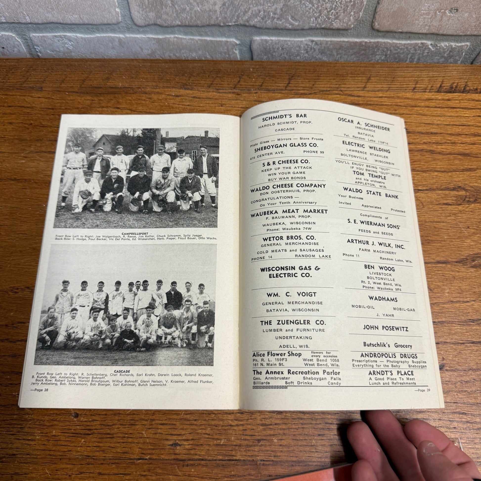 1944 West Bend WI Area Baseball League Booklet Rainbow Baseball League