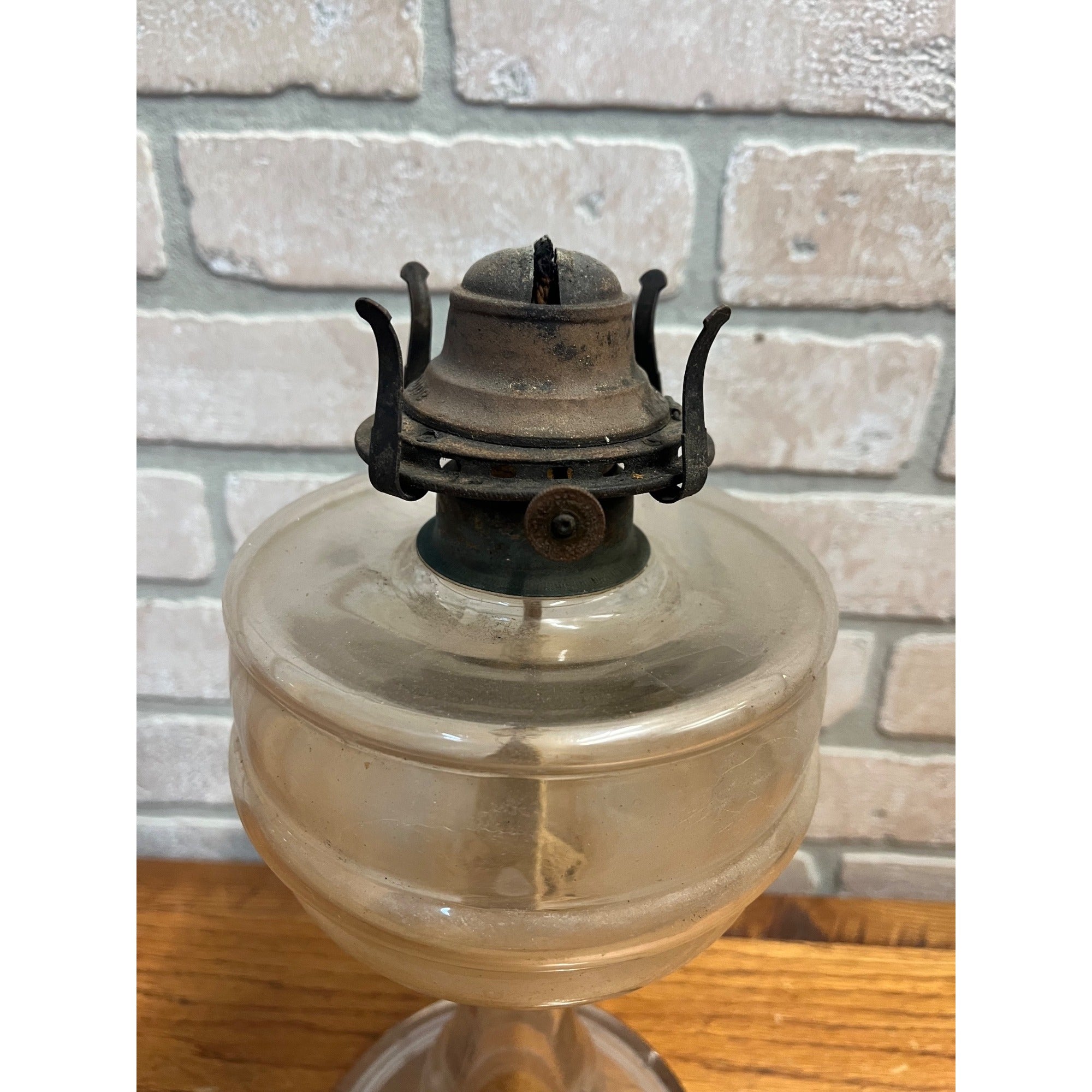 Vintage Antique kerosene oil lamp clear glass Tall Macbeth Nutype Burner