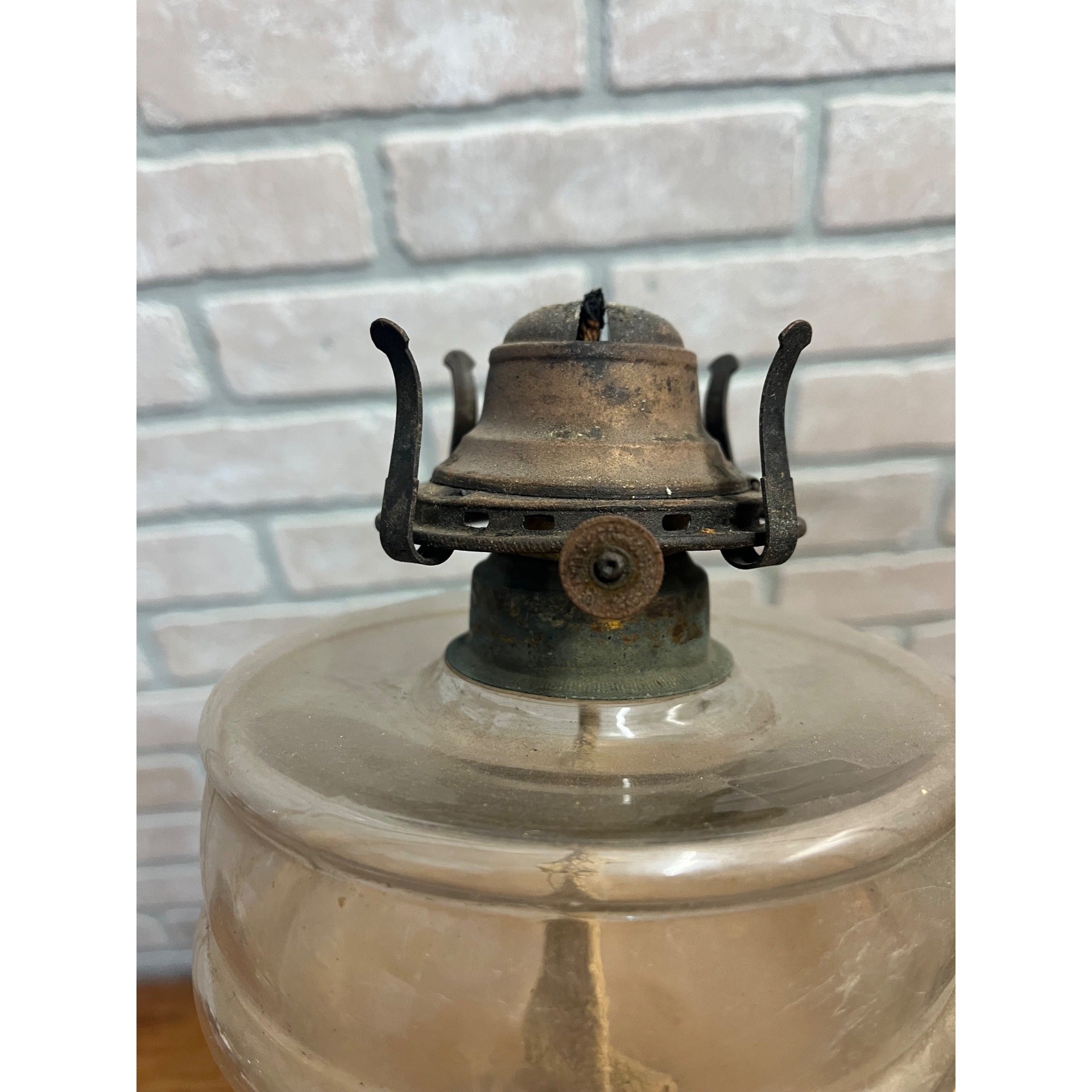 Vintage Antique kerosene oil lamp clear glass Tall Macbeth Nutype Burner